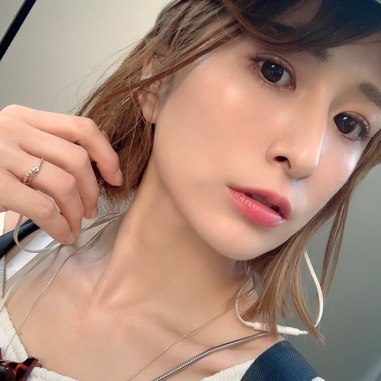 韓国美肌 アプリ加工美肌が叶う クッションファンデ 岡本麻里 Youtubeも見てねさんのブログ Cosme アットコスメ