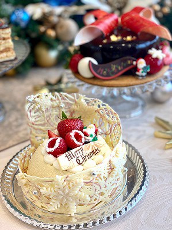 ロイヤルパークホテル クリスマスケーキ10 1より予約開始 荒井 志保さんのブログ Cosme アットコスメ
