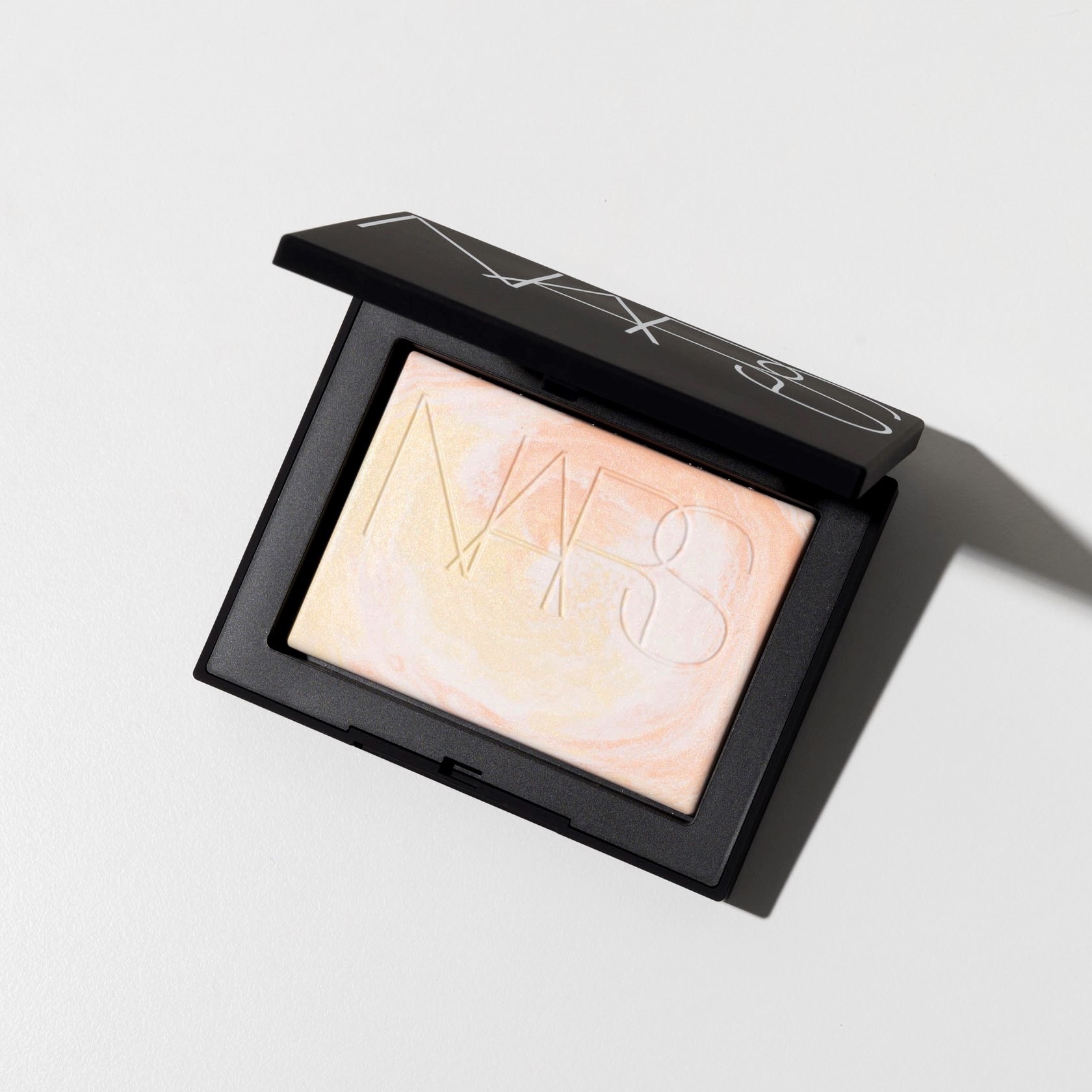 スタニングルアー NARS ライトリフレクティング プリズマティック