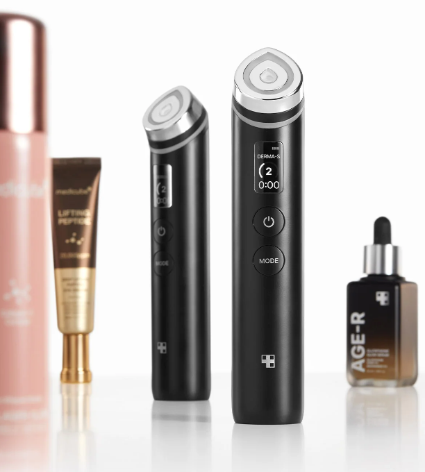 cosmeランキング1位】韓国でも大人気な話題の美顔器がアット