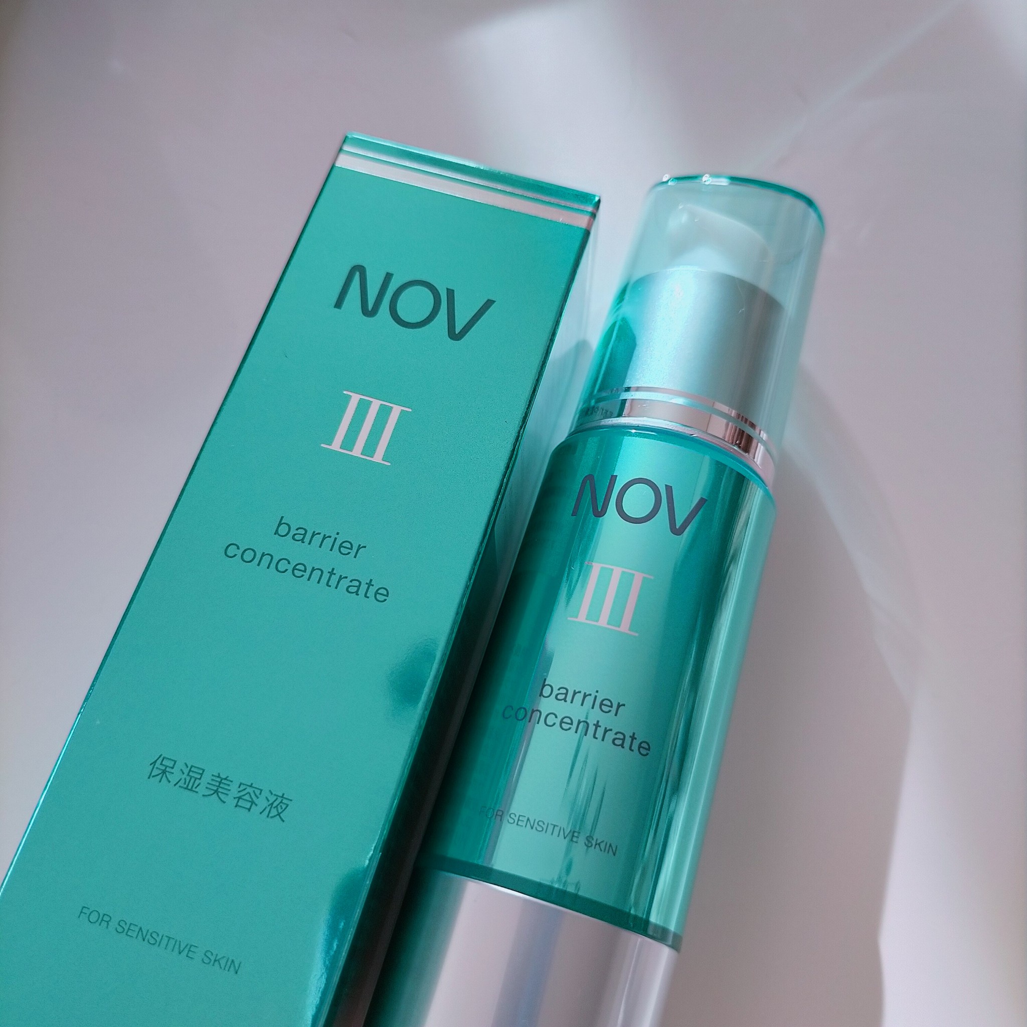 NOV III バリアコンセントレイト 保湿美容液 30g - 基礎化粧品