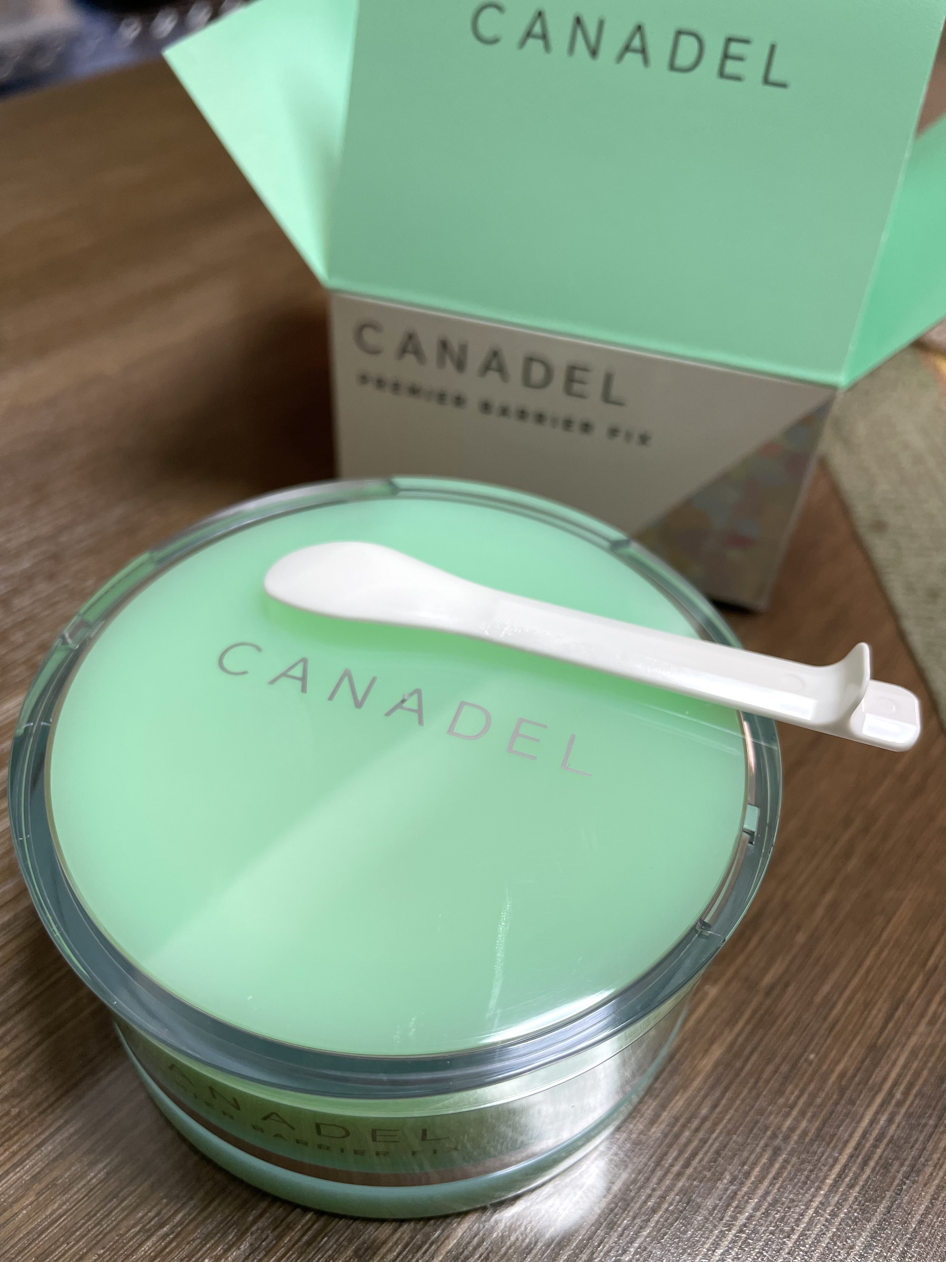 CANADEL(カナデル) / カナデル プレミアバリアフィックスの公式商品 