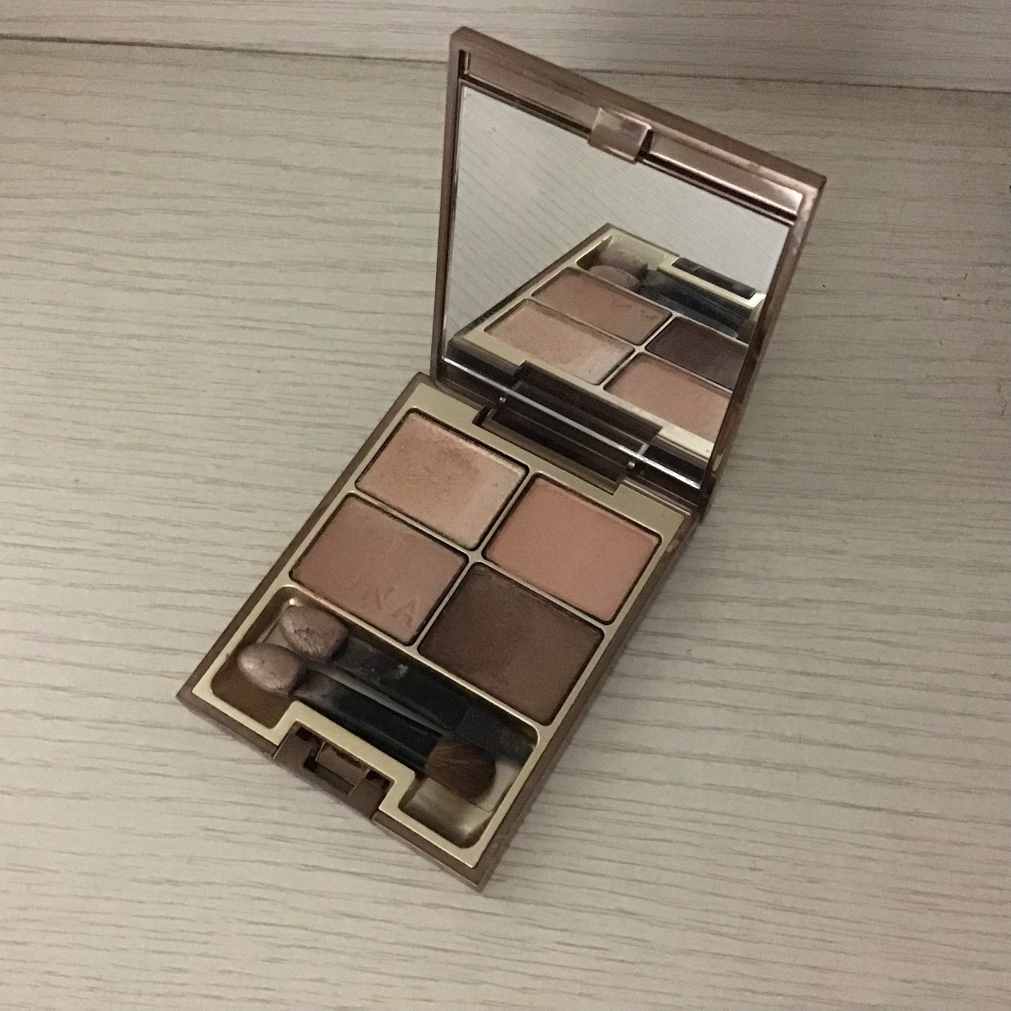 新品・未開封】ルナソル 稚 スキンモデリングアイズ01 Beige Beige
