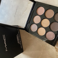 M A C スモール アイシャドウ 9の公式商品情報 美容 化粧品情報はアットコスメ M A C スモール アイシャドウ 9の公式商品情報 美容 化粧品情報はアットコスメ
