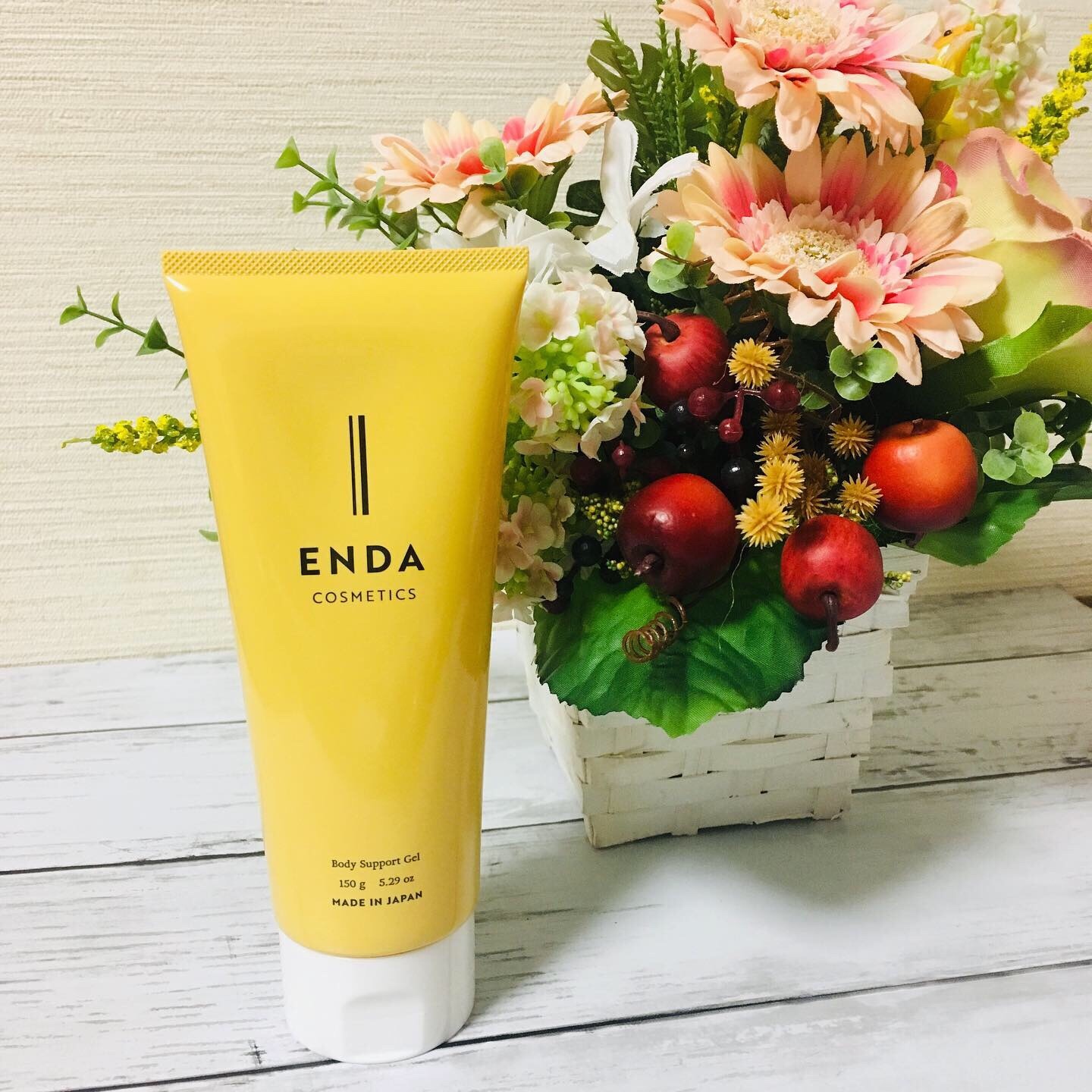 ENDA COSMETICS ボディサポートジェル 150g 魅了 - その他