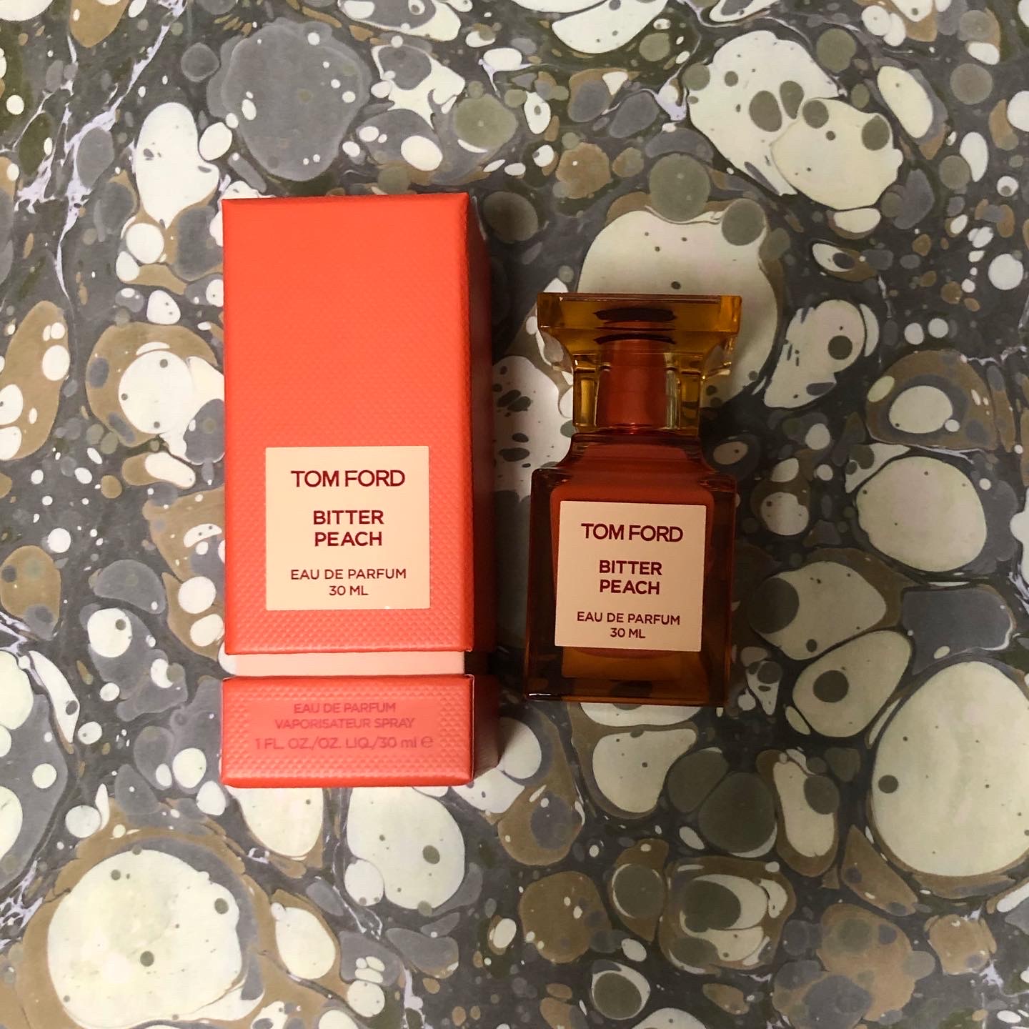 www.lacene.fr - TOMFORDトムフォード ビターピーチ 100ml＊未開封