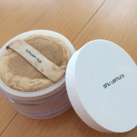 シュウ ウエムラ フェイス パウダー シアーの商品情報 美容 化粧品情報はアットコスメ シュウ ウエムラ フェイス パウダー シアーの商品情報 美容 化粧品情報はアットコスメ