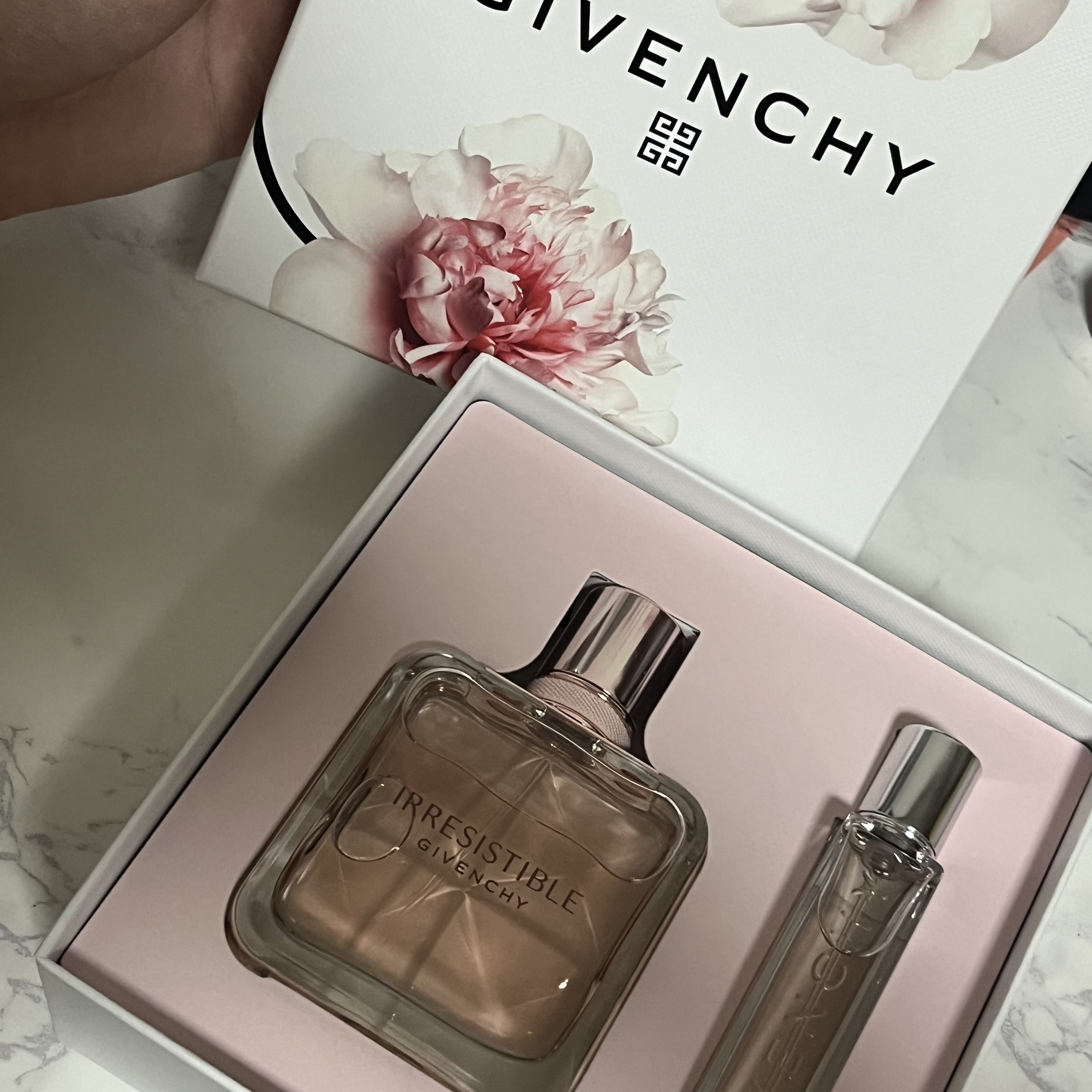 国内正規品」GIVENCHY ジバンシイ イレジスティブル オーデ