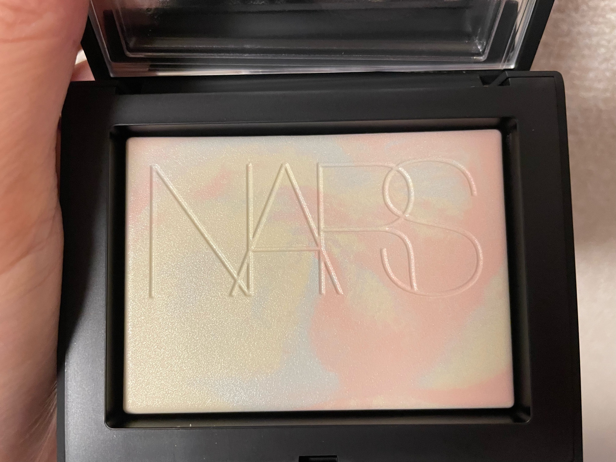 NARS / ライトリフレクティング プリズマティックパウダーの公式商品 