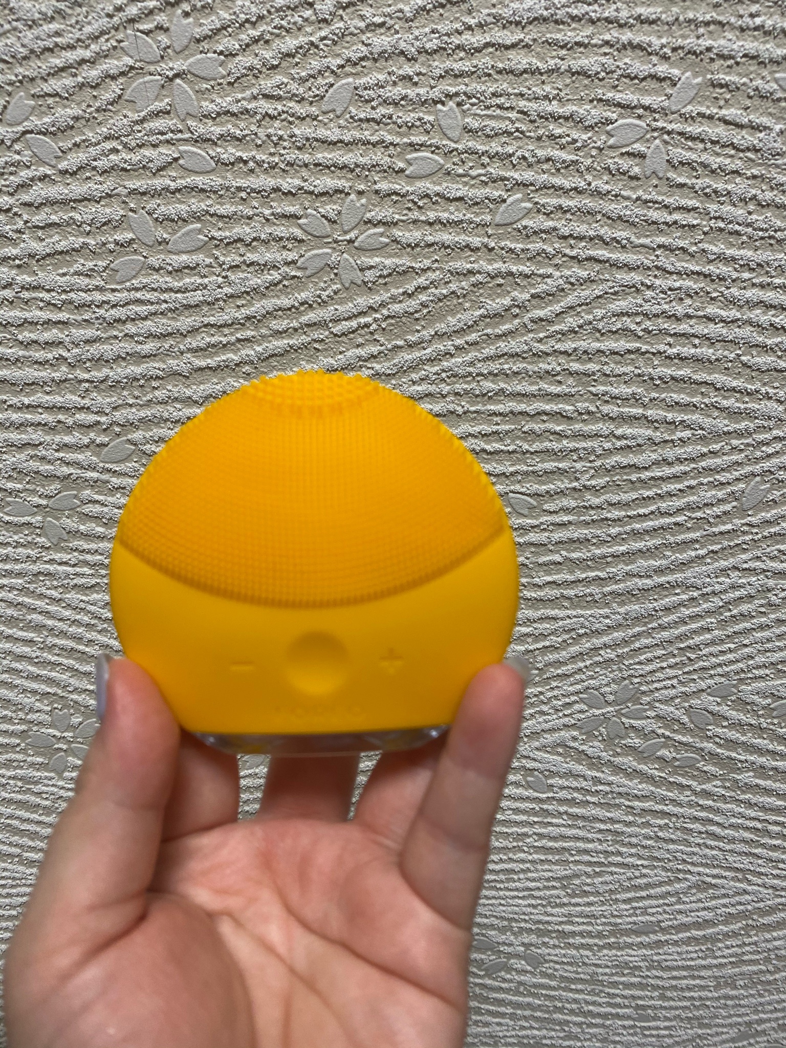 FOREO / LUNA mini 2の公式商品情報｜美容・化粧品情報はアット
