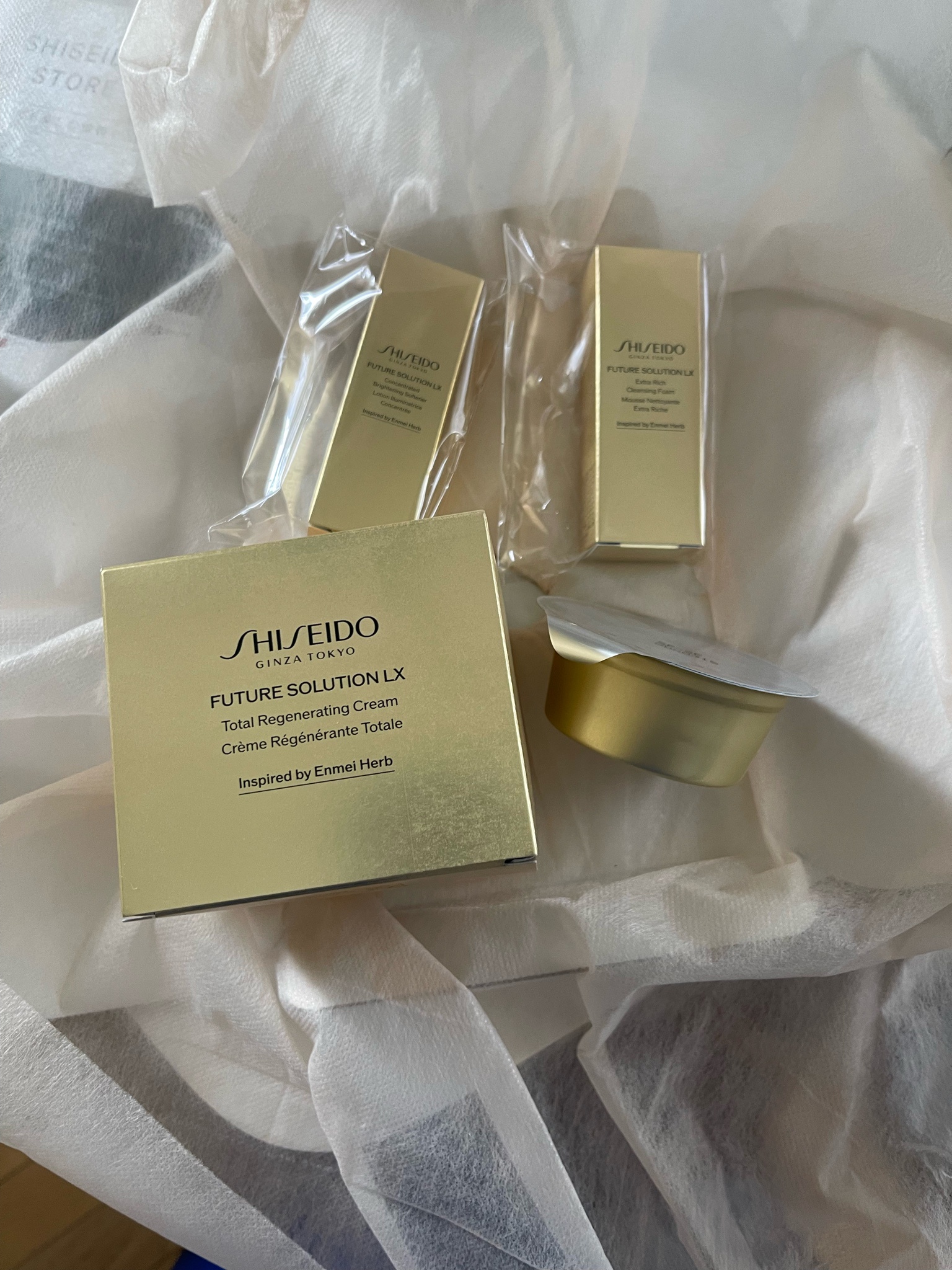 SHISEIDO / フューチャーソリューション LX トータル Rクリーム