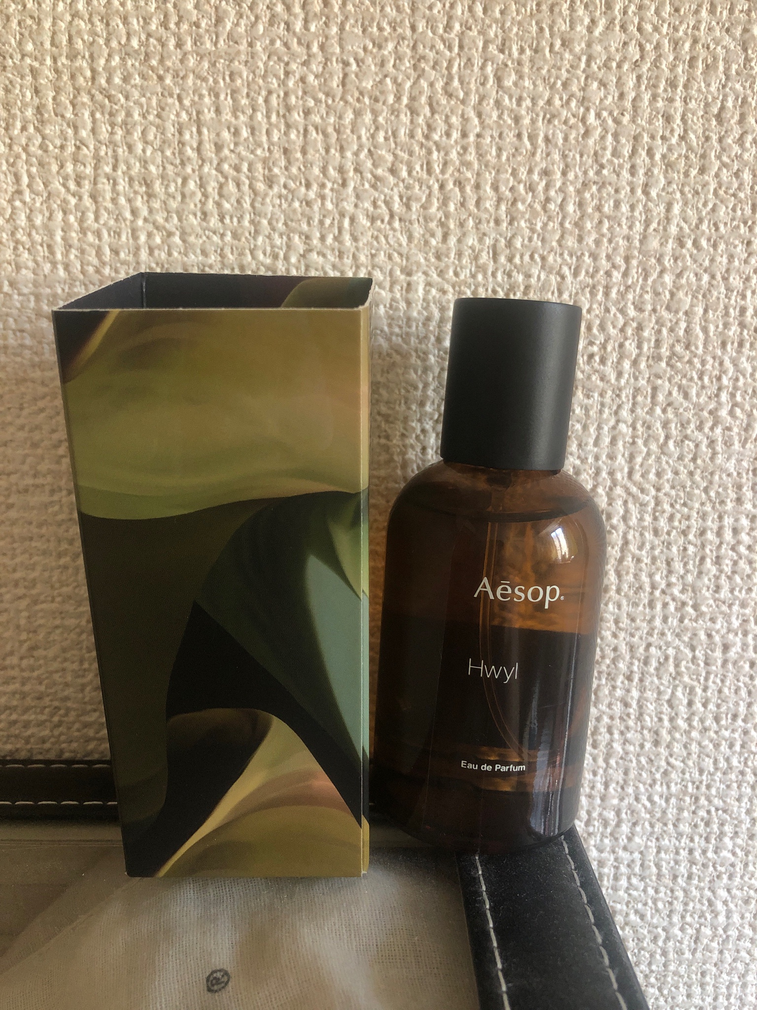 Aesop(イソップ) / ヒュイル オードパルファムの公式商品情報｜美容