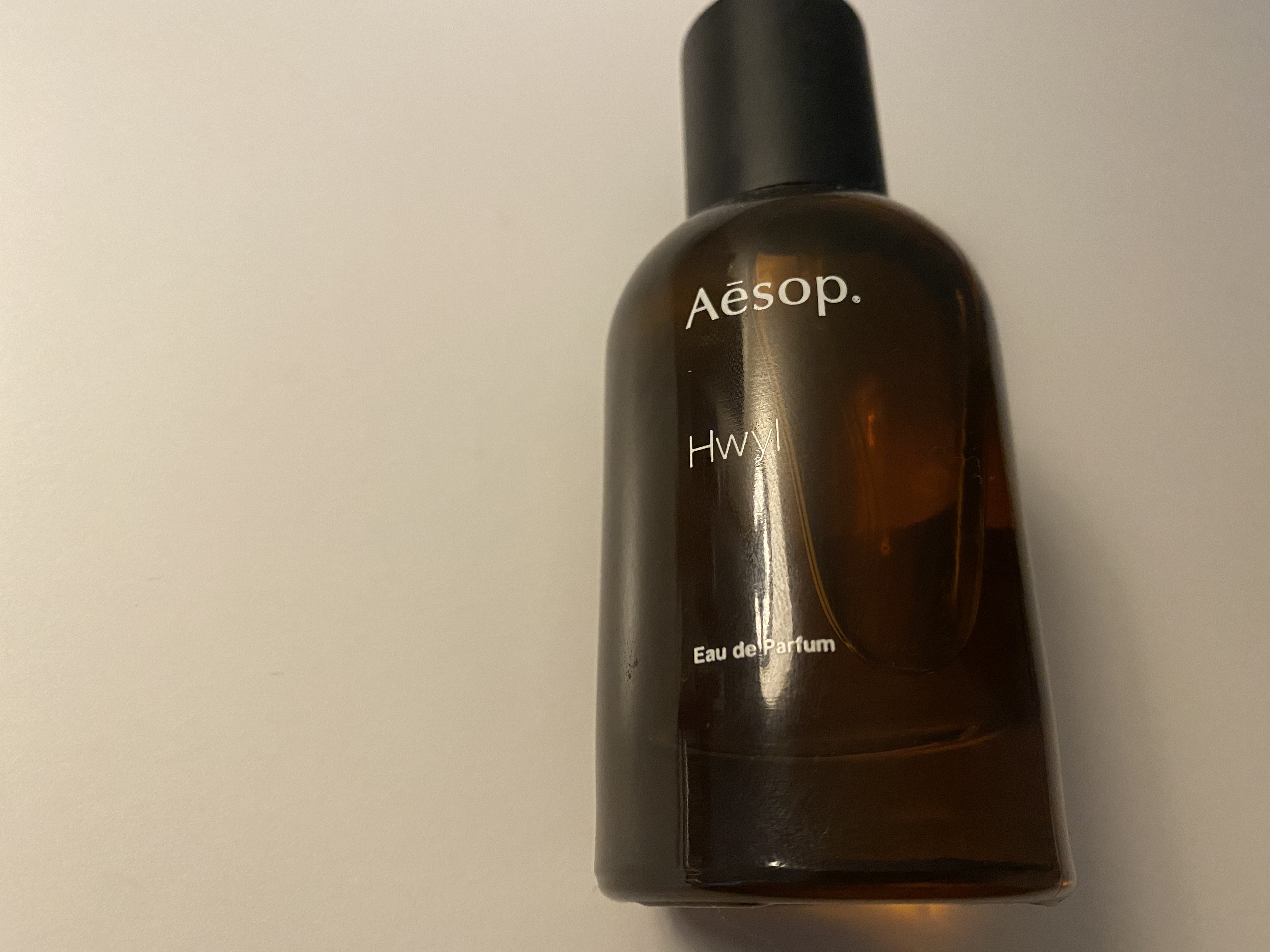 Aesop(イソップ) / ヒュイル オードパルファムの公式商品情報｜美容