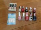 どの色のネイルにするか