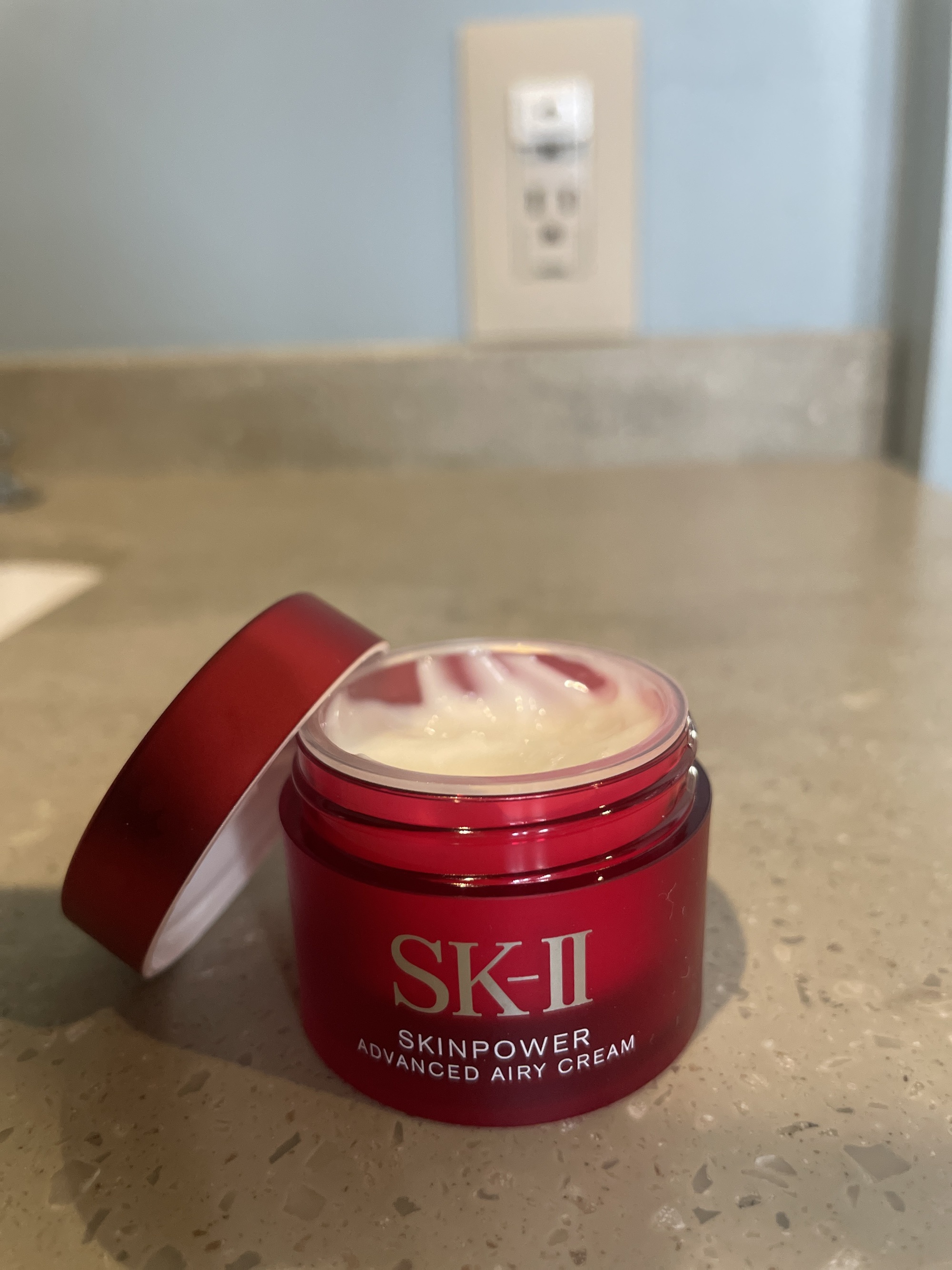 SK-II / スキンパワー アドバンスト エアリー クリームの公式