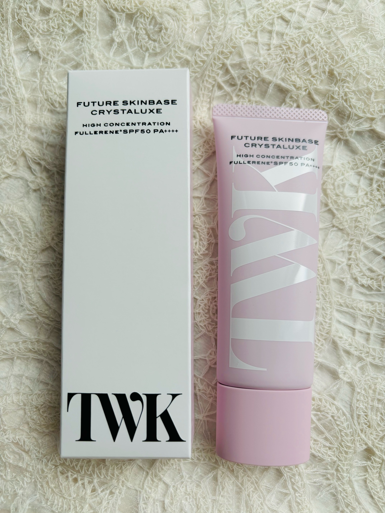 TWK / TWK フューチャースキンベース クリスタリュクスの公式