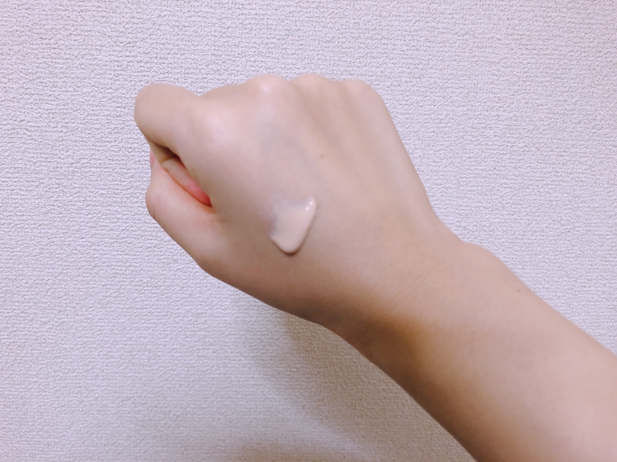 ラボラボ / 毛穴カバーUVの公式商品情報｜美容・化粧品情報は