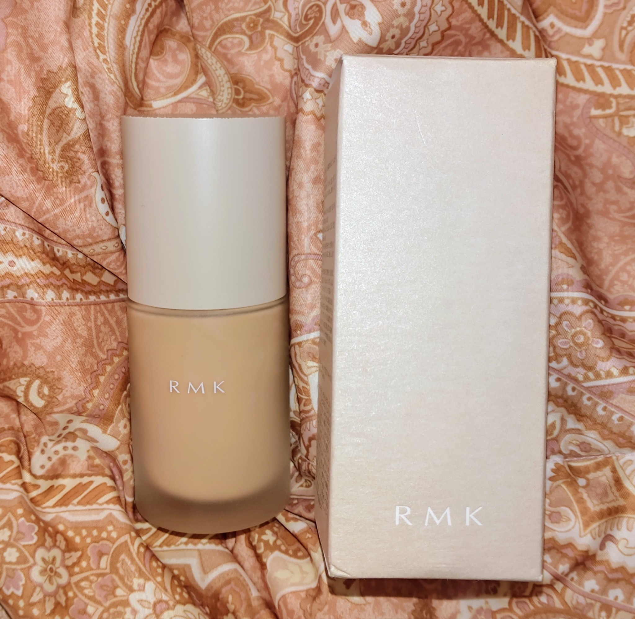 RMK / RMK リクイドファンデーション フローレスカバレッジの公式商品