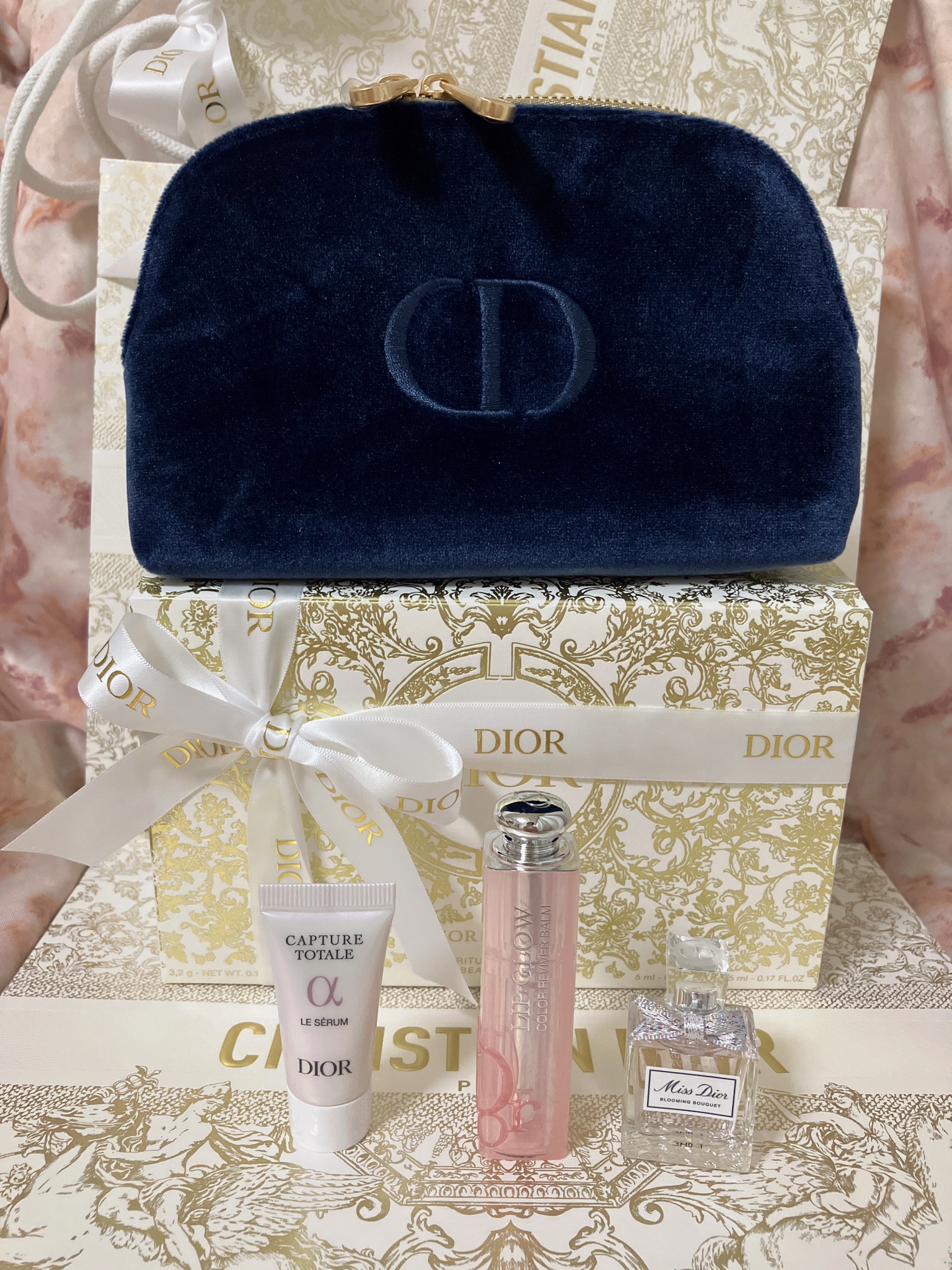 最新の激安 ディオール Dior Glow Gift Set ホリデーギフトセット 