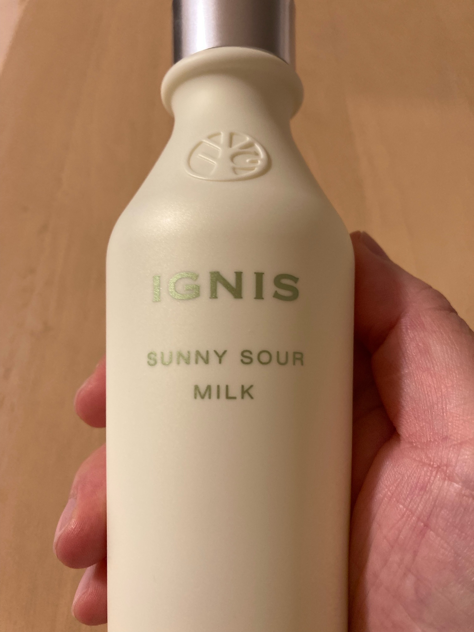 イグニス / サニーサワー ミルクの公式商品情報｜美容・化粧品情報は 