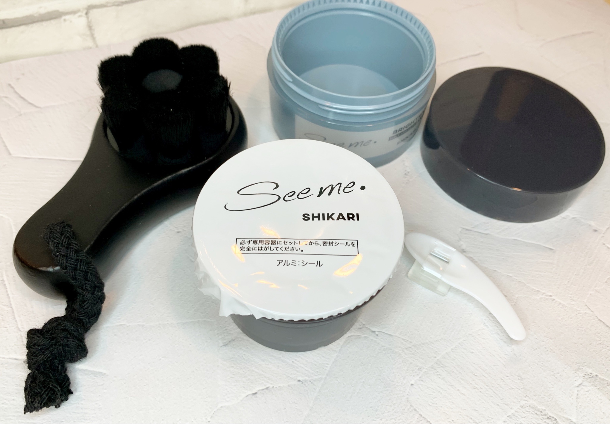 SHIKARI(シカリ) / SHIKARI BRIGHTENING WASH black 60g