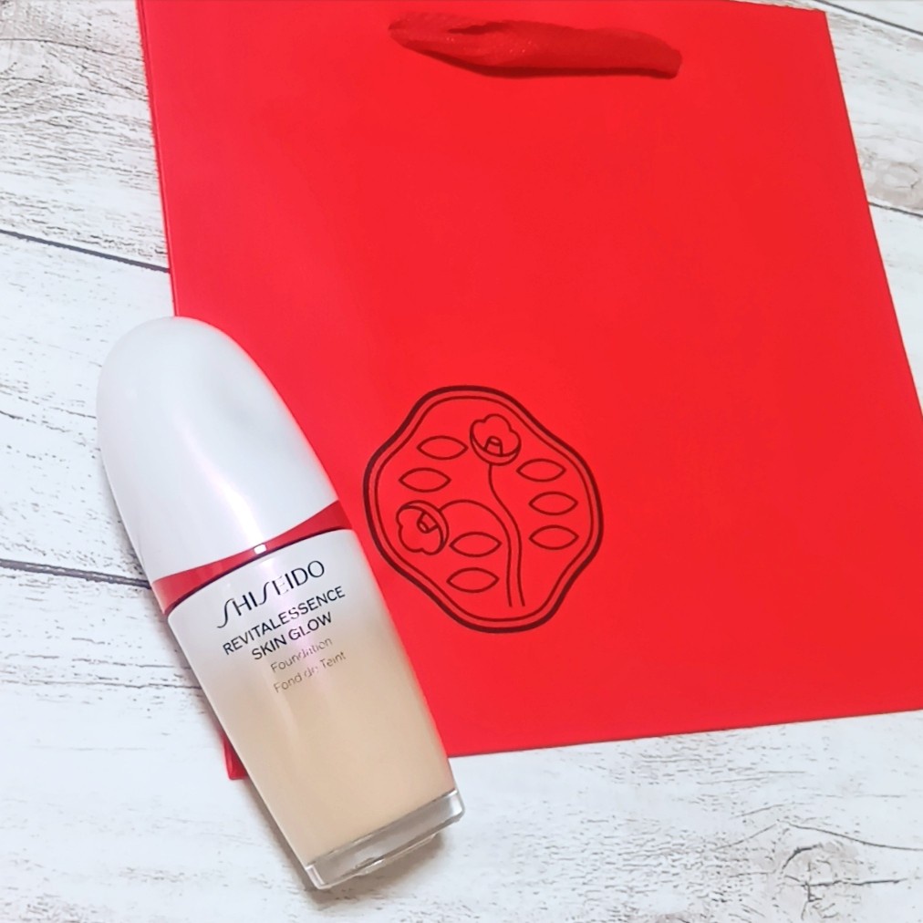 SHISEIDO / エッセンス スキングロウ ファンデーションの公式