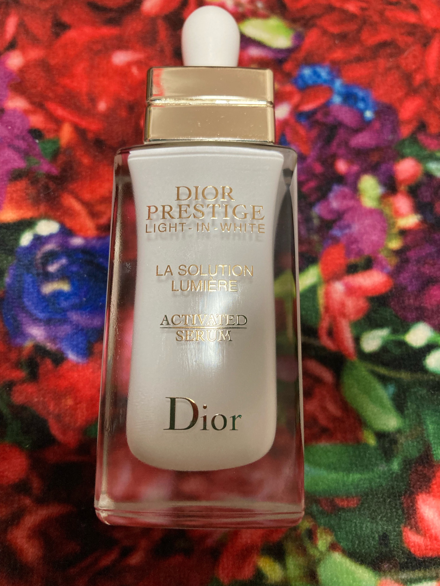 ブログ Dior プレステージ ホワイト ラ ソリューション ルミエール