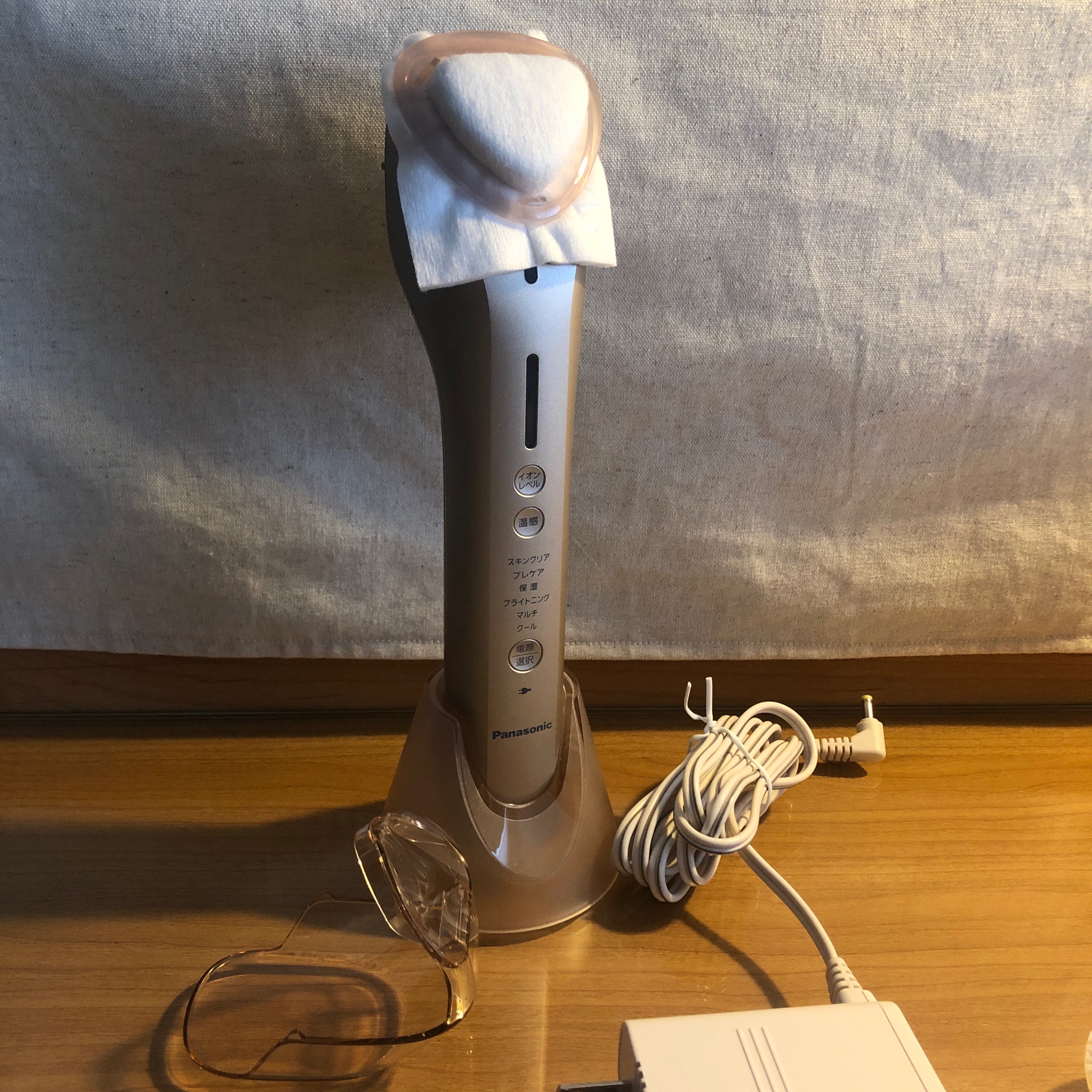Panasonic / イオン美顔器 イオンブースト EH-ST99の公式商品