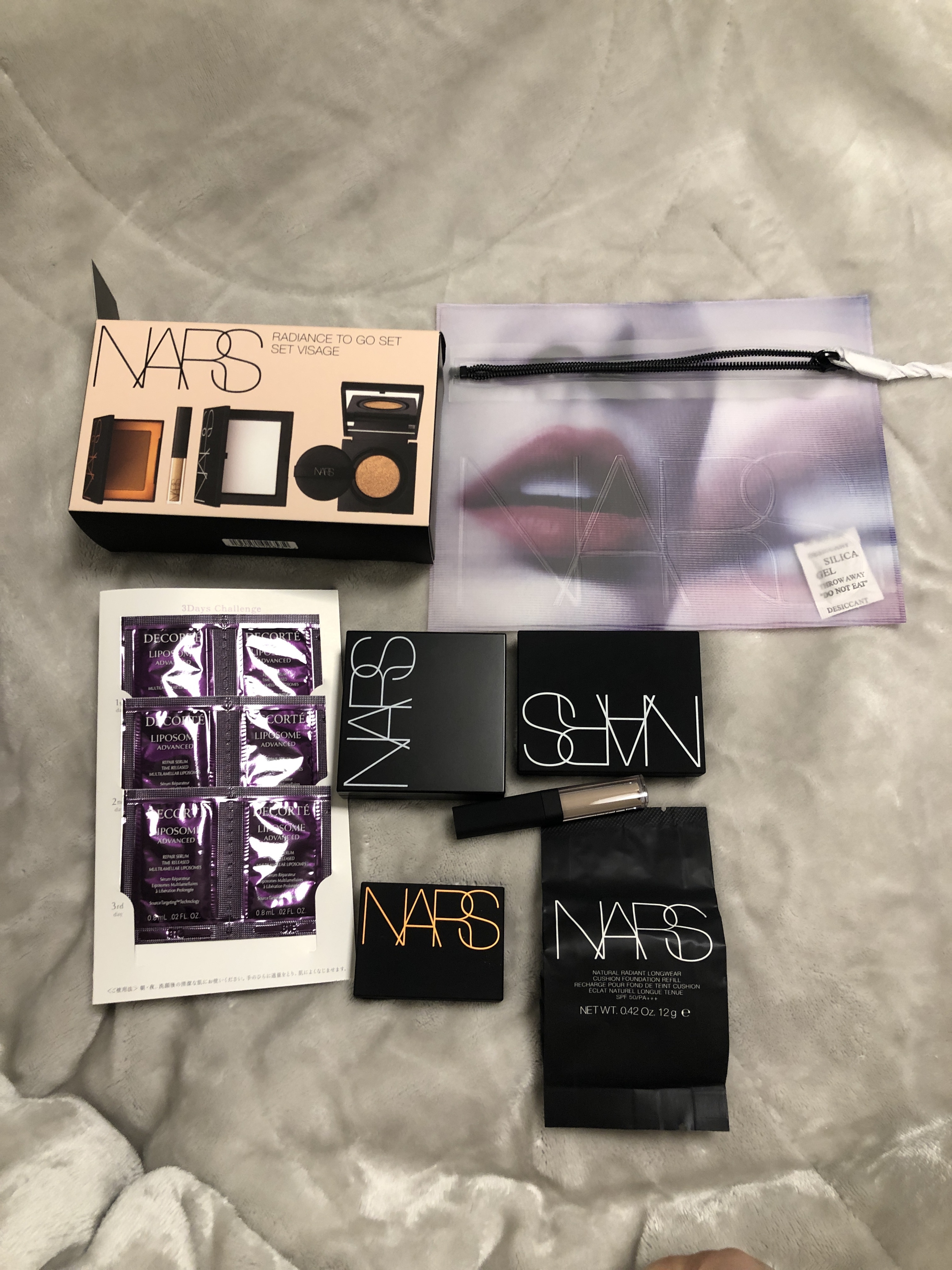 NARS / ラディアンス TO GO セットの公式商品情報｜美容・化粧品情報は