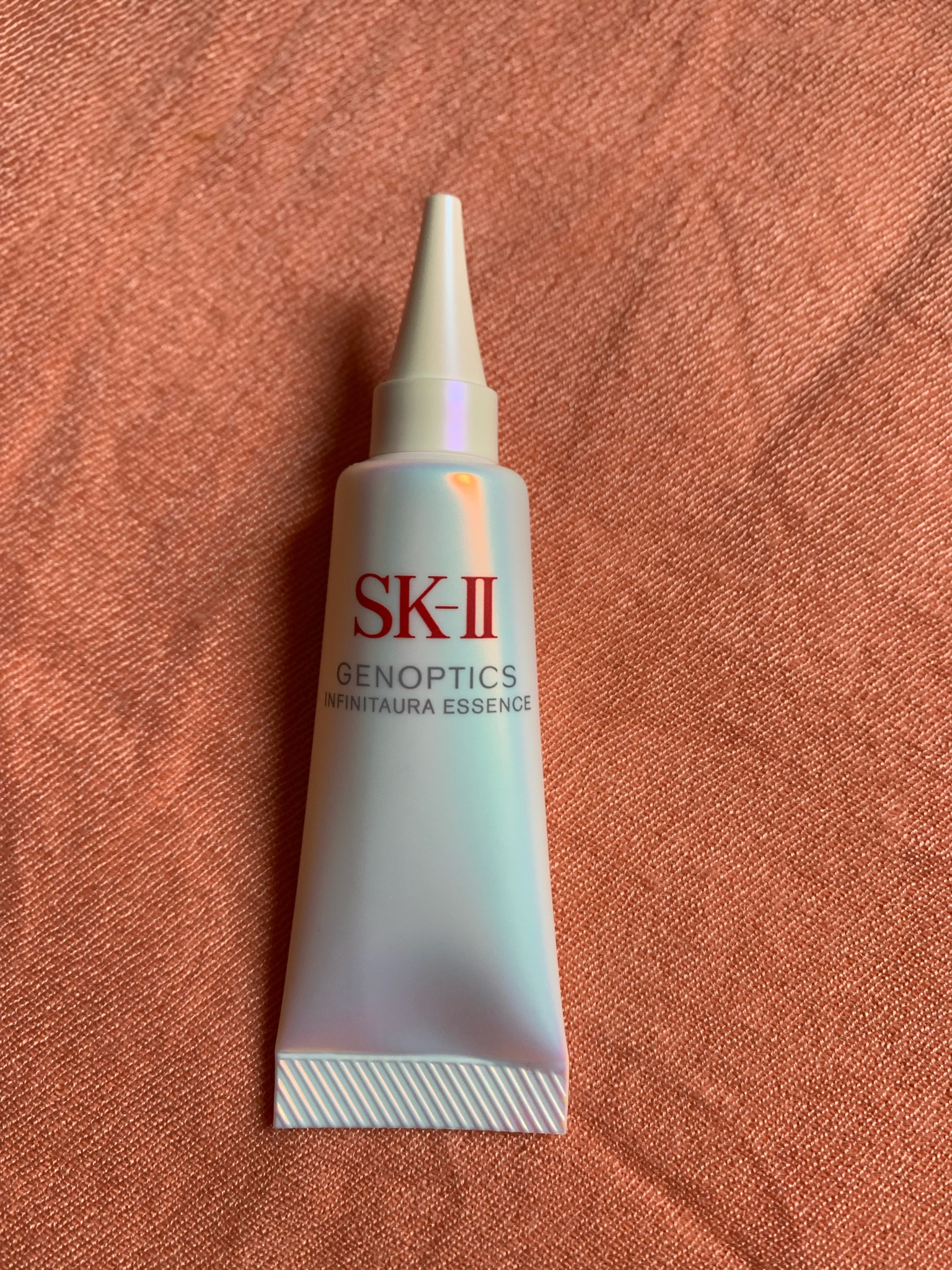 SK-II / ジェノプティクス インフィニットオーラ エッセンスの