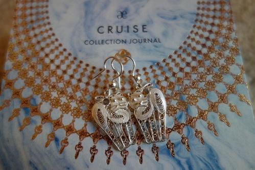 CIRCUS::: ヒグチユウコ展 …と猫なコスメとピアス | :::みゃーこ