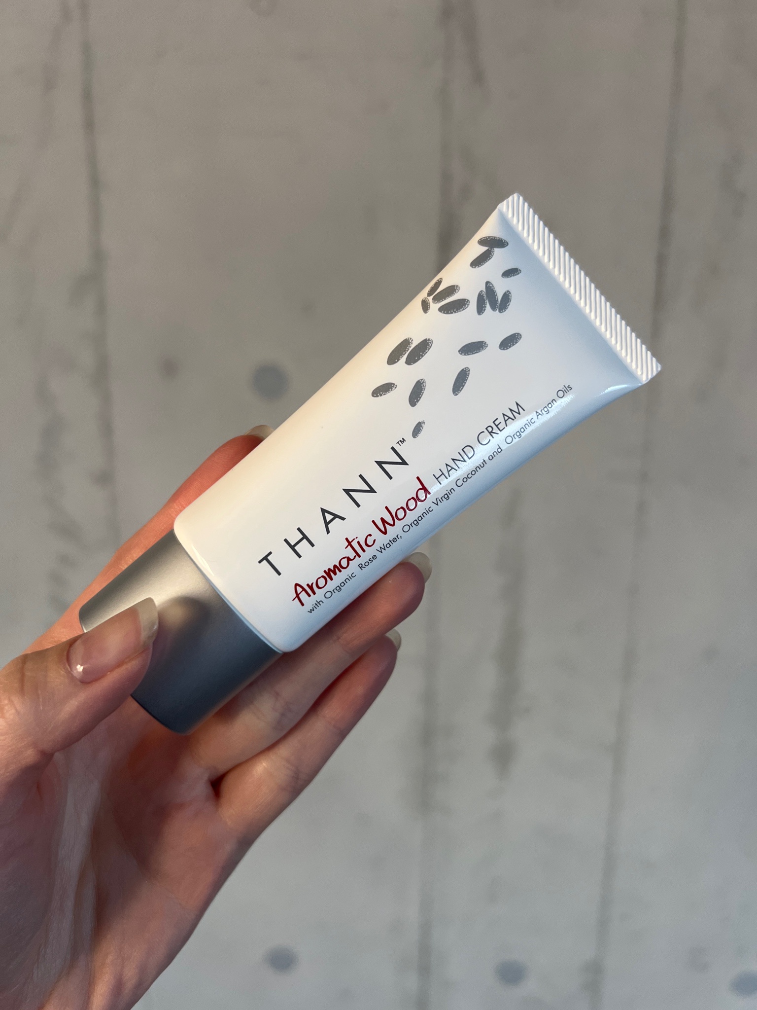 THANN(タン) / ハンドクリームAWの公式商品情報｜美容・化粧品情報は