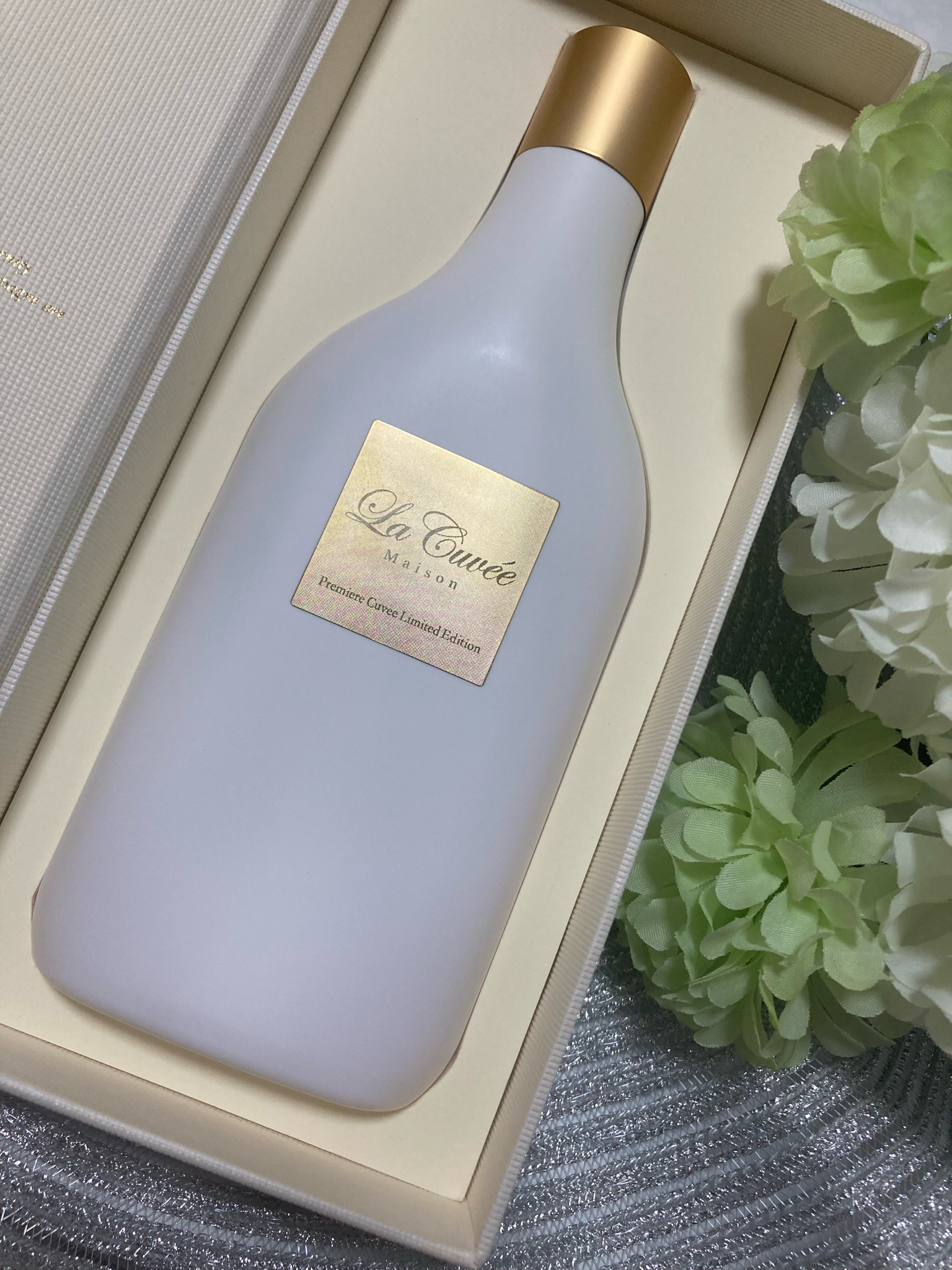 La Cuvee Maison / LCMバブルバス Champagne 白の公式商品情報｜美容