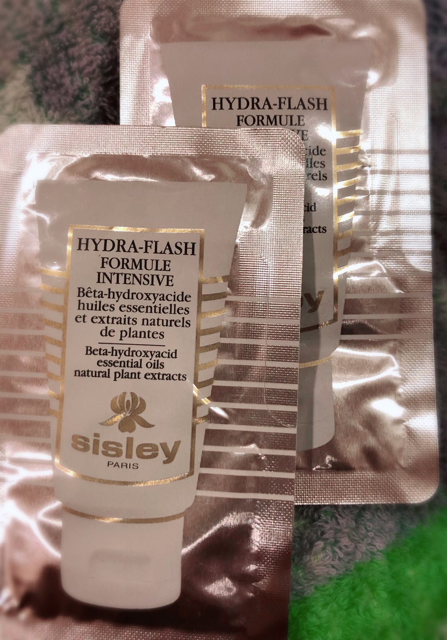 シスレー スプレミヤバーム& ヒドラ フラッシュ インテンシブ60  ml