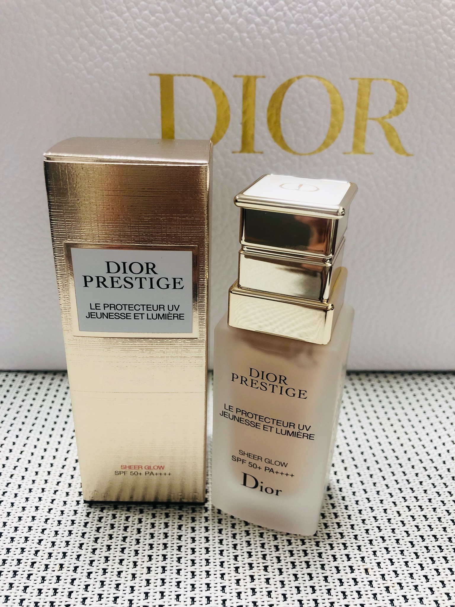 代引不可 DIOR プレステージ ホワイトルプロテクターUVルミエール