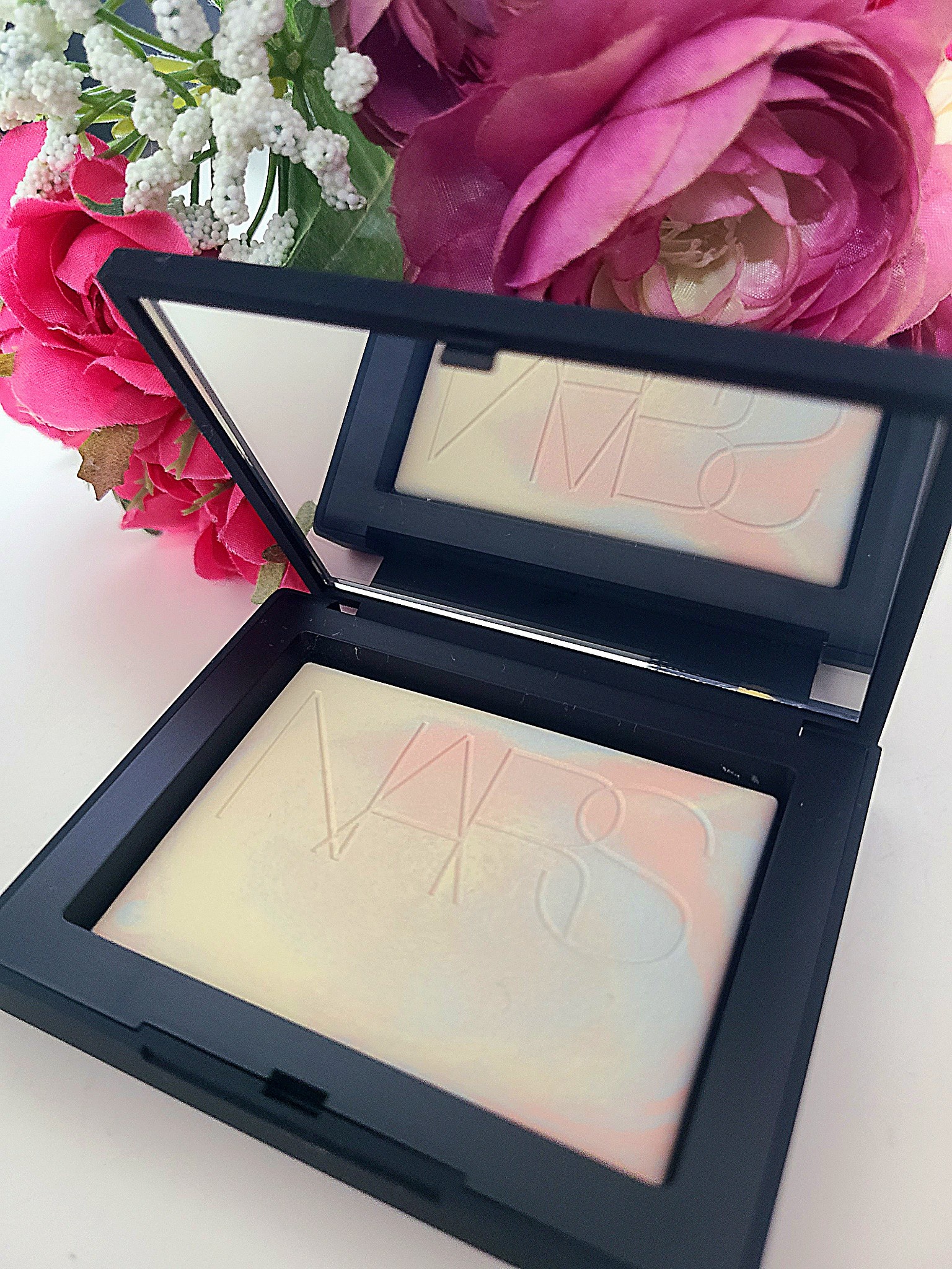 通販ショッピング NARS ライトリフレクティング プリズマティック