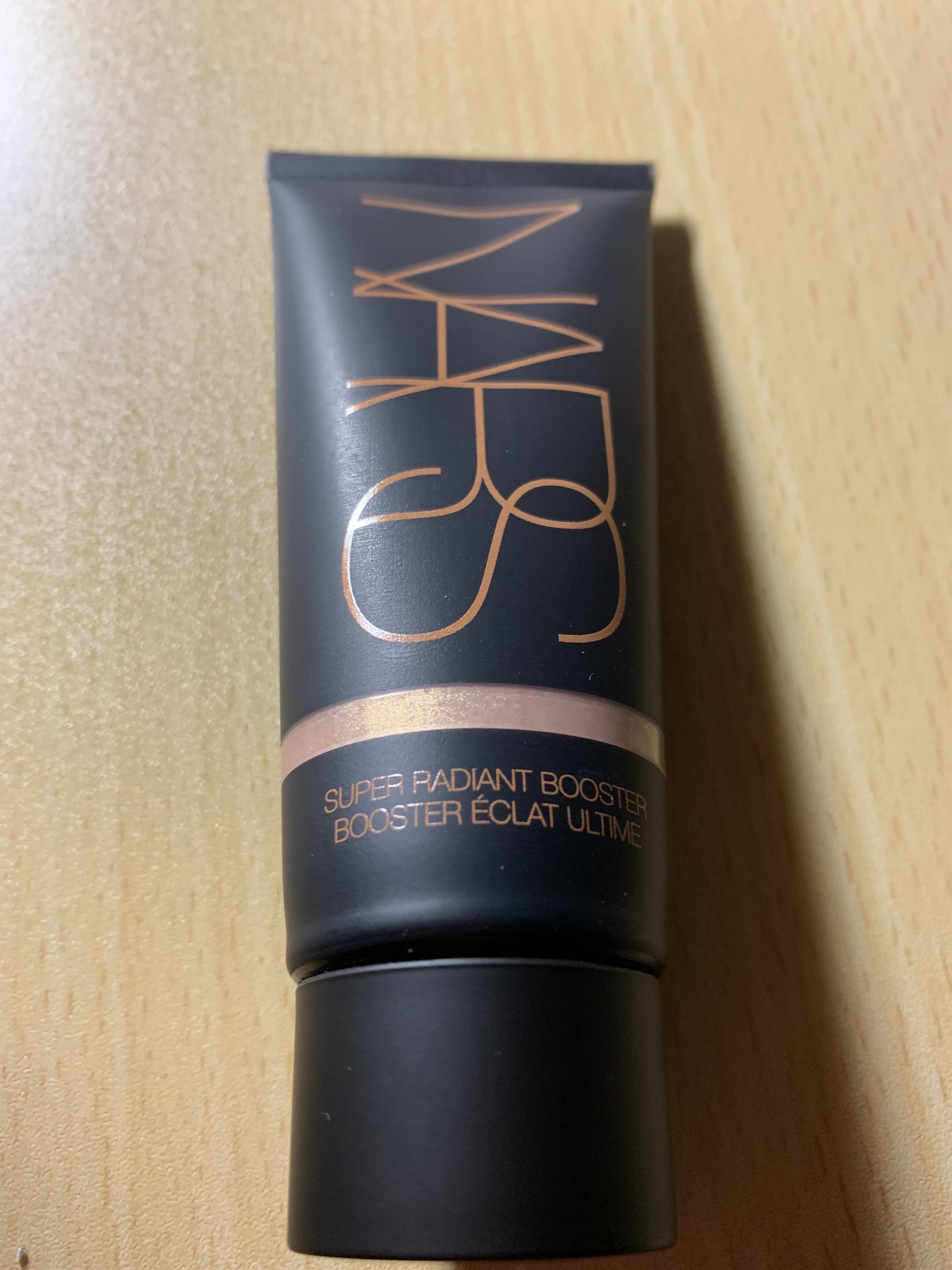 NARS / スーパーラディアントブースターの公式商品情報｜美容・化粧品