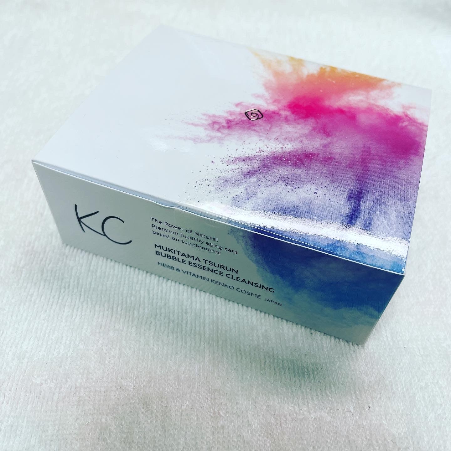 KC -KENKO COSME- / KC むきタマつるん 発泡美容液クレンジングの公式