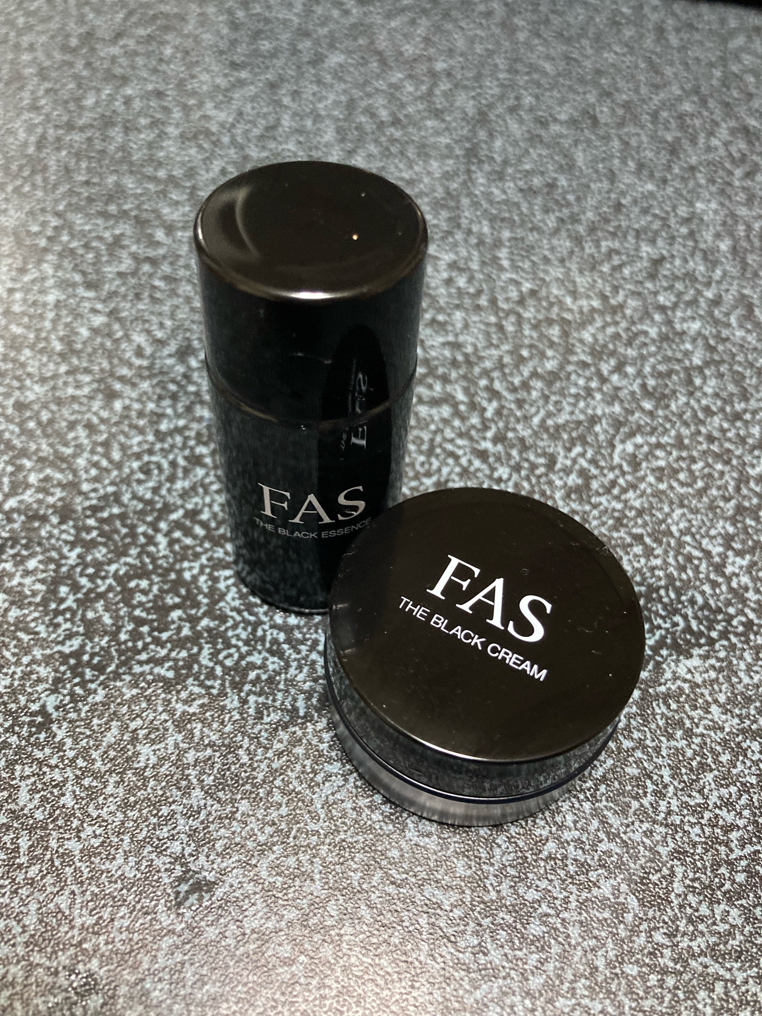 FAS / FAS ザ ブラック クリームの公式商品情報｜美容・化粧品情報は 