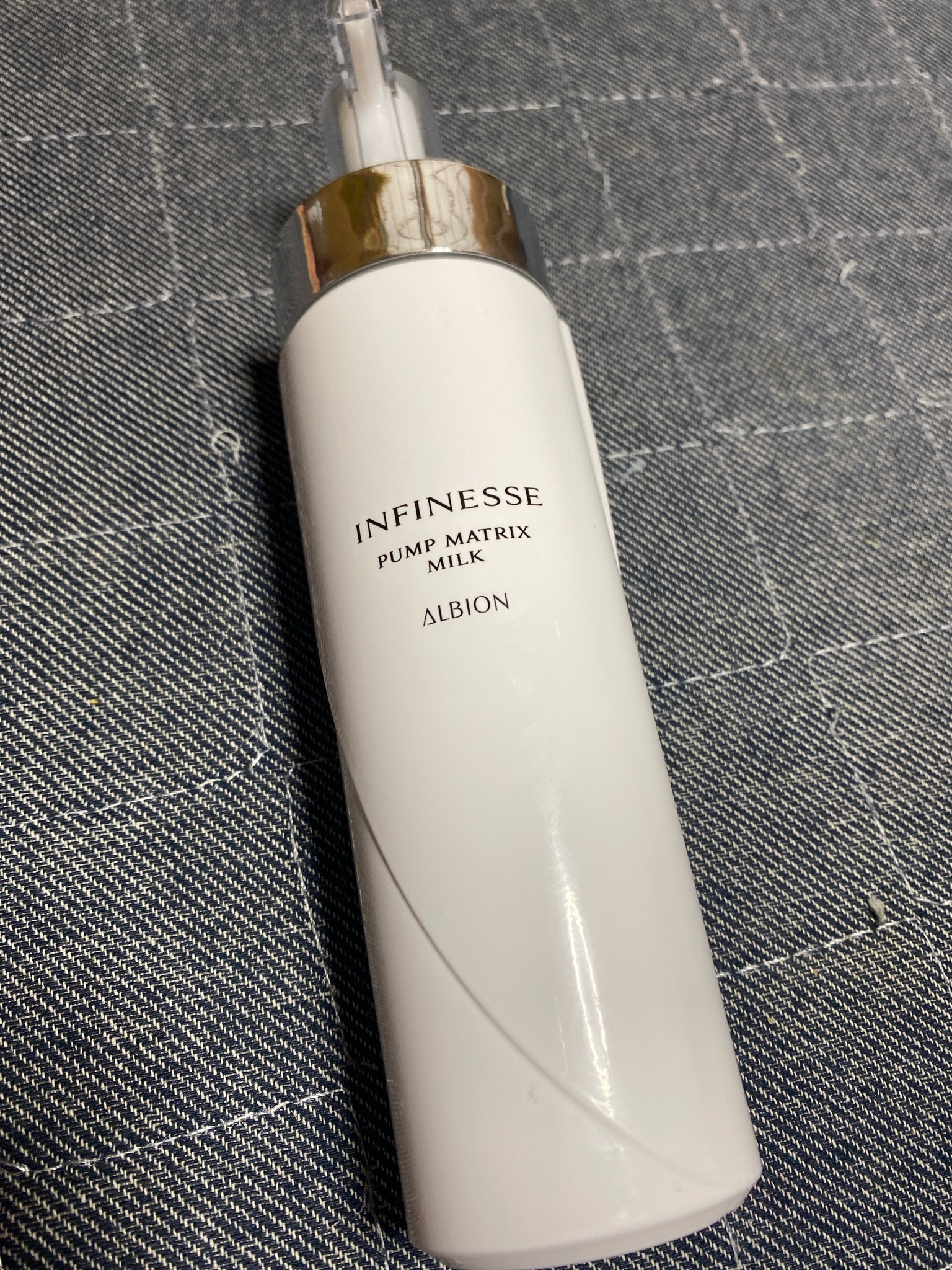 アルビオン / アンフィネス パンプ マトリクス ミルクの公式商品