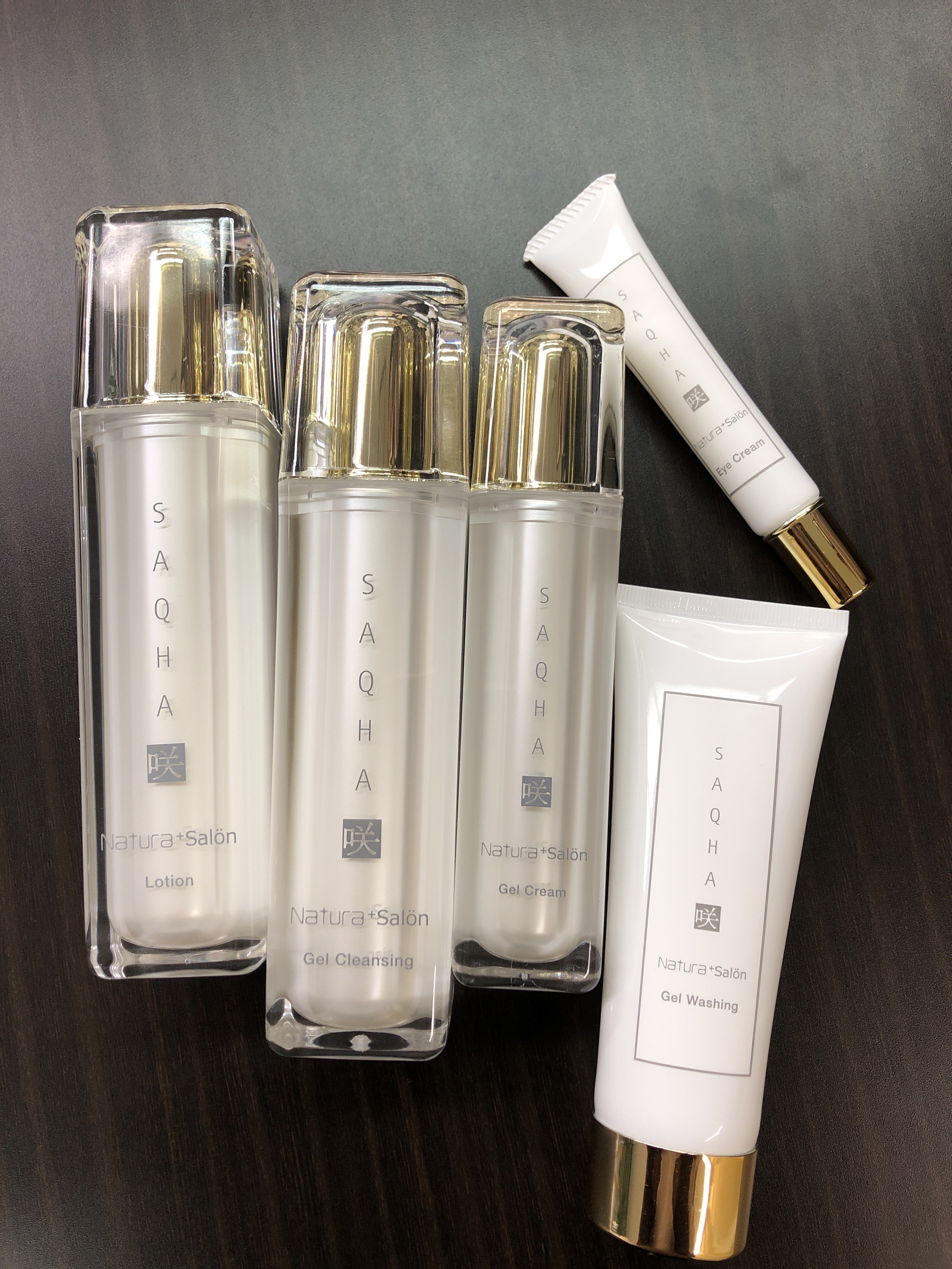 ナトゥーラ 咲白SAQHA CELLSERUM 高濃度・ヒト幹細胞 30％配合 - 美容液