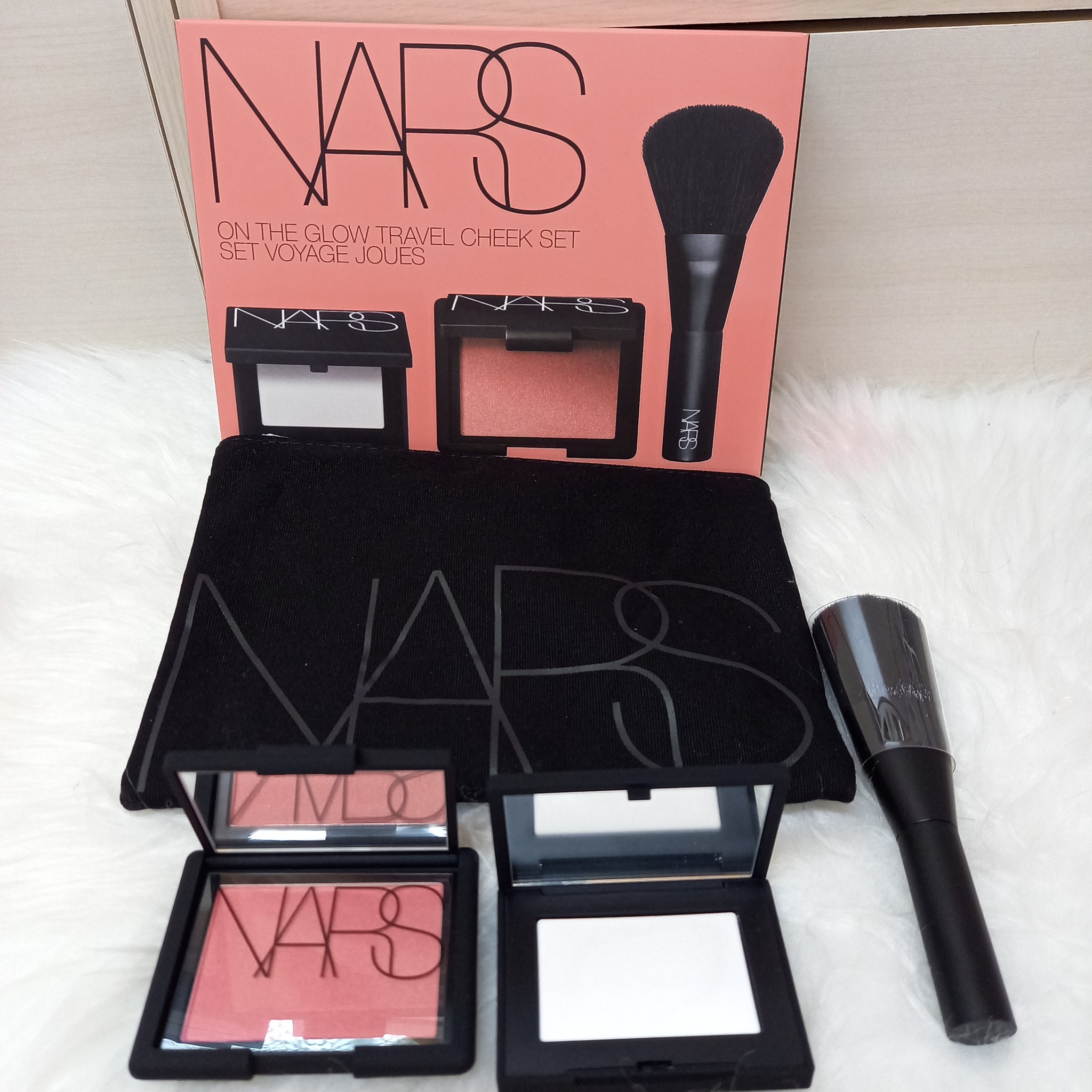 ナーズ NARS オン ザ グロウ トラベル チークセット 特集 コフレ