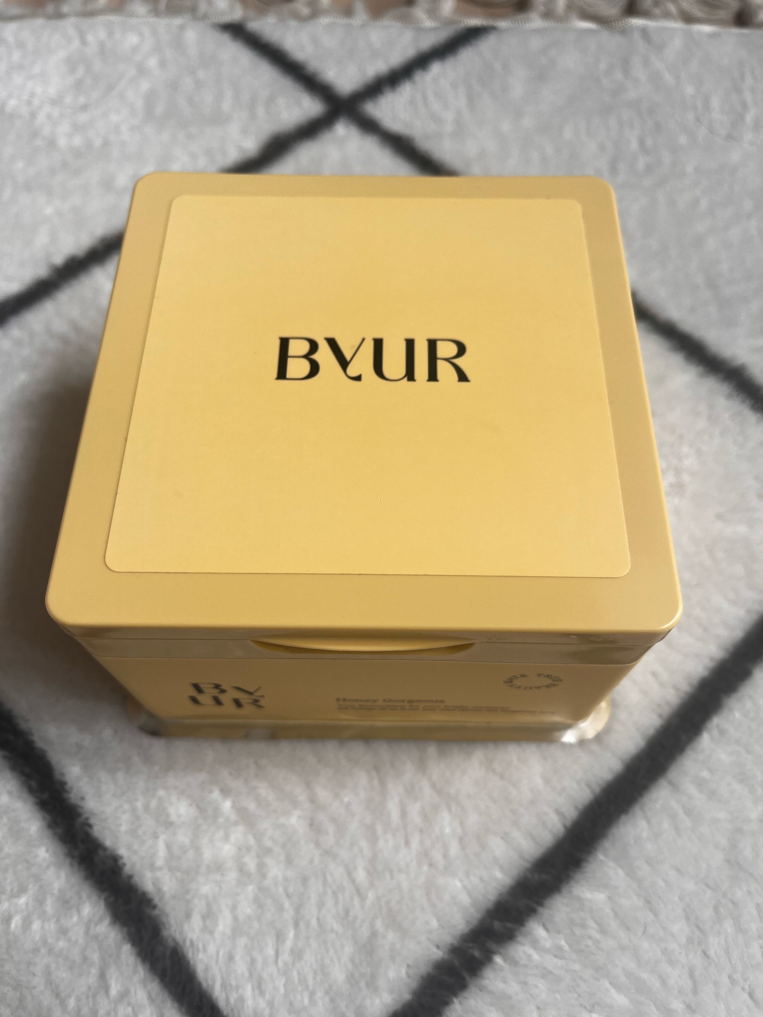 ByUR / バイユア プランプハニー デイリーアクアセラムマスクの