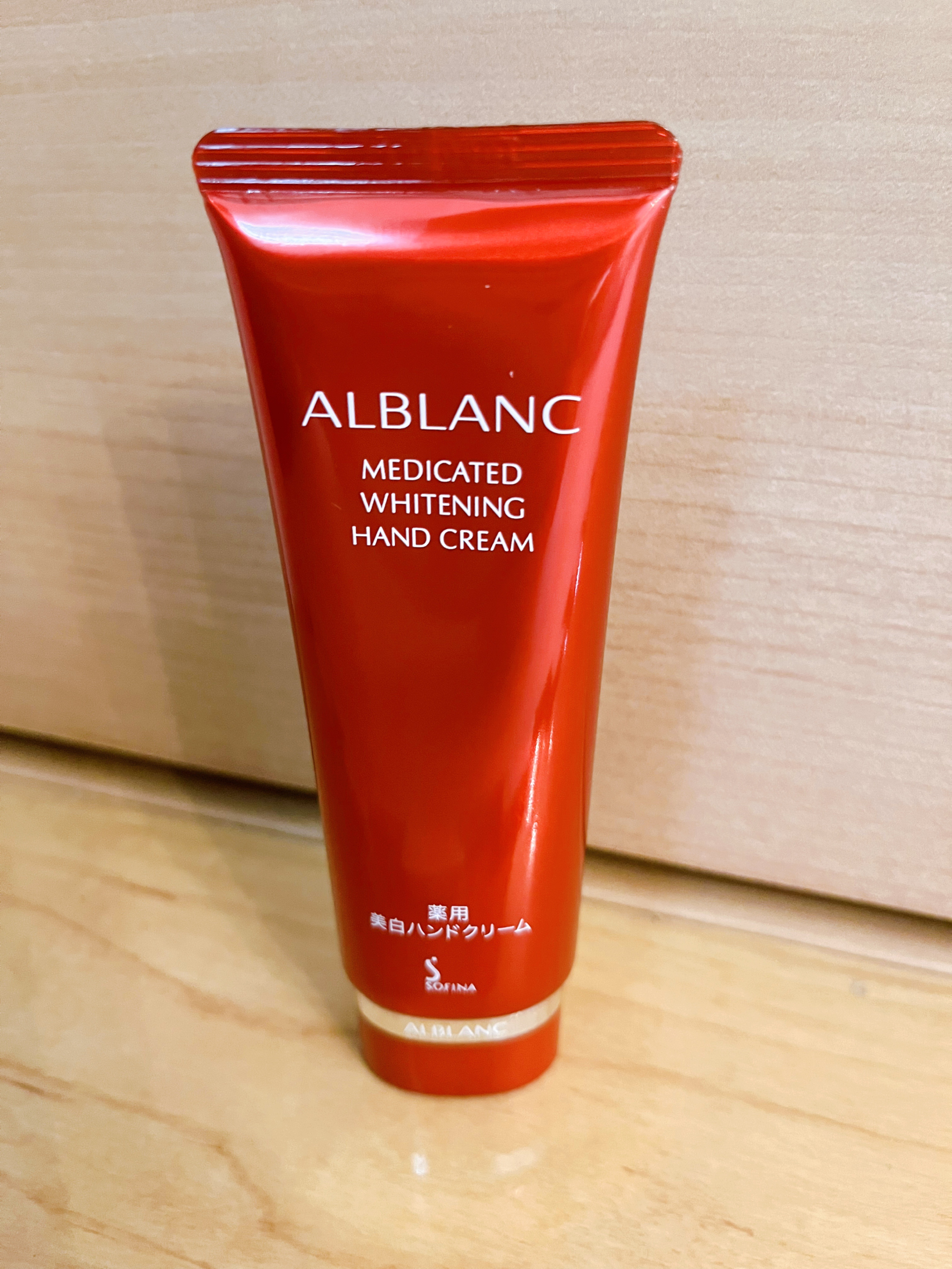 ALBLANC(アルブラン) / 薬用美白ハンドクリーム 50gの公式商品情報