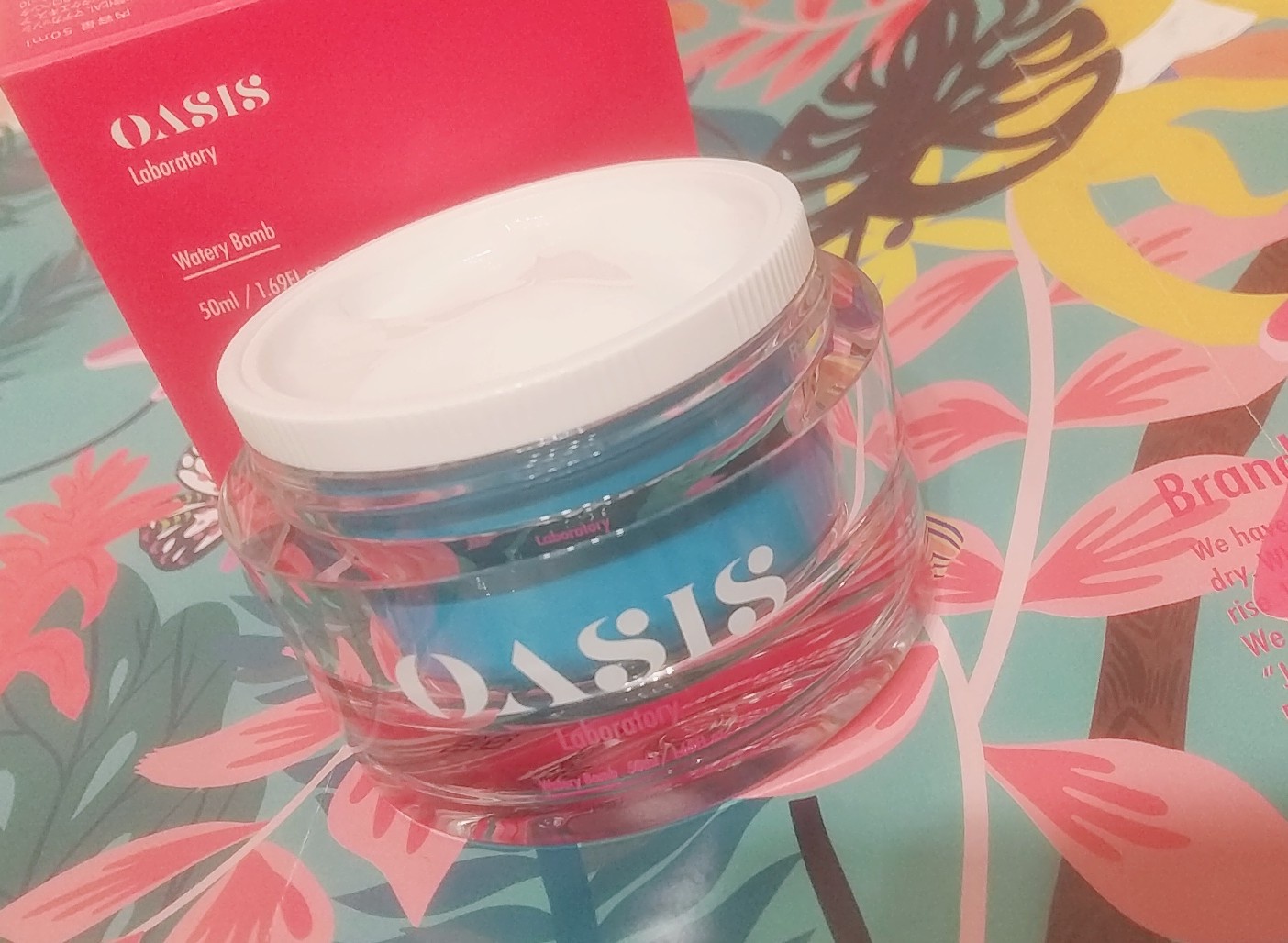 OASIS Laboratory / Watery Bombの商品情報｜美容・化粧品情報はアット