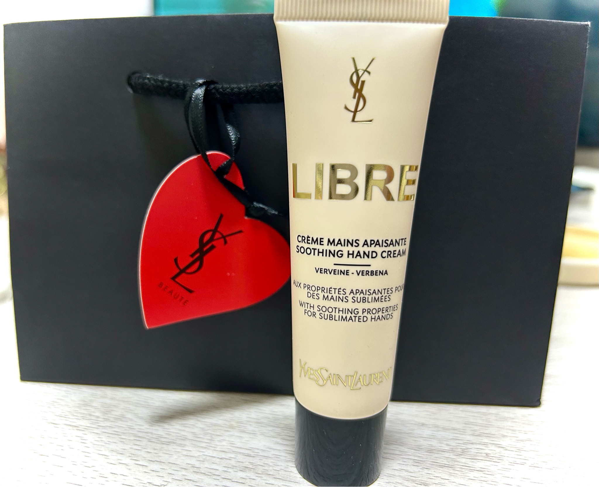 YSL イブサンローラン ハンドクリーム - メルカリ