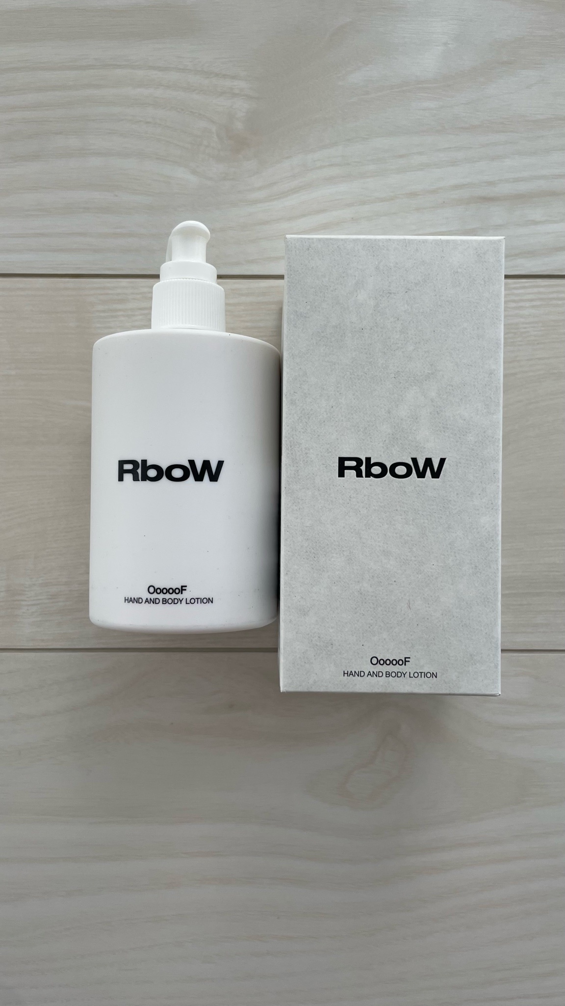 RboW(アールボウ) / OOOOOF Hand and Body Lotionの公式商品情報