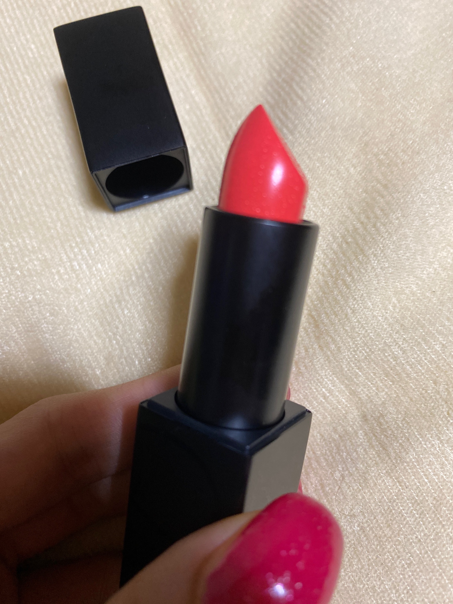 NARS / オーデイシャスリップスティック 9461の公式商品情報|美容 ...