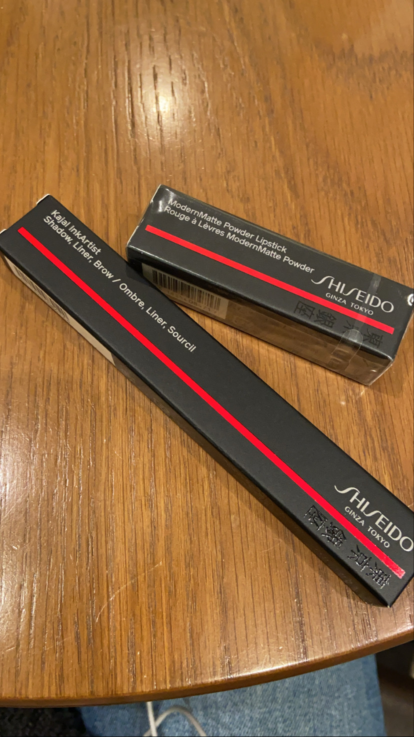 SHISEIDO / モダンマット パウダーリップスティック 580 Alina Red