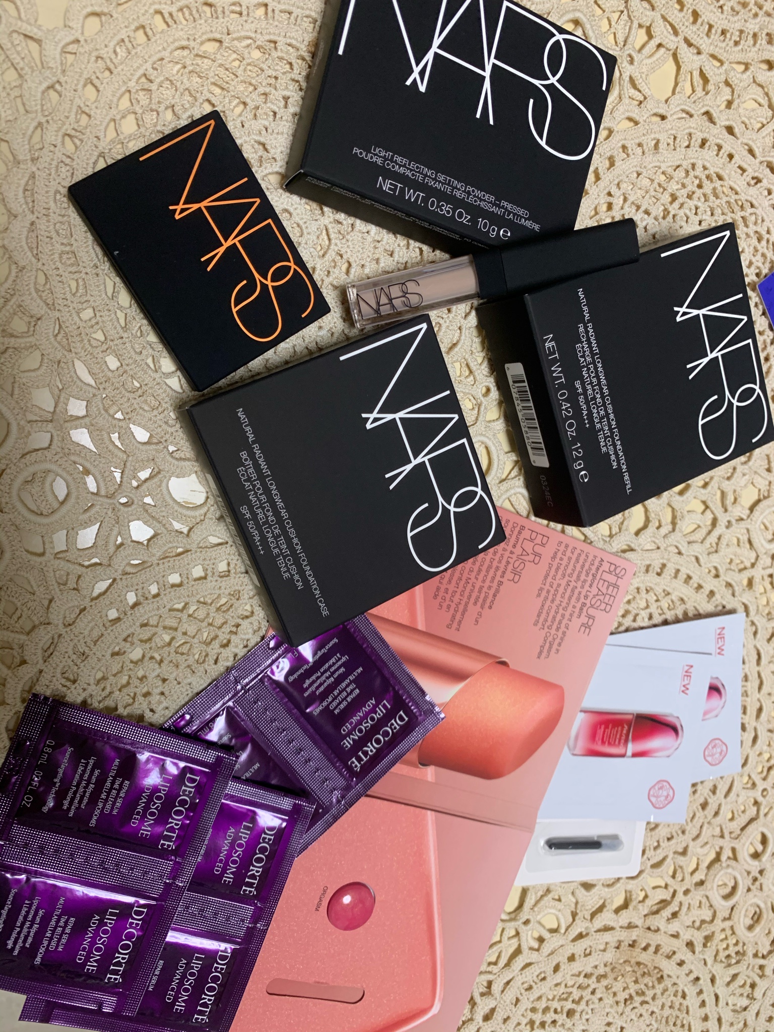 NARS / ラディアンス TO GO セットの公式商品情報｜美容・化粧品情報は